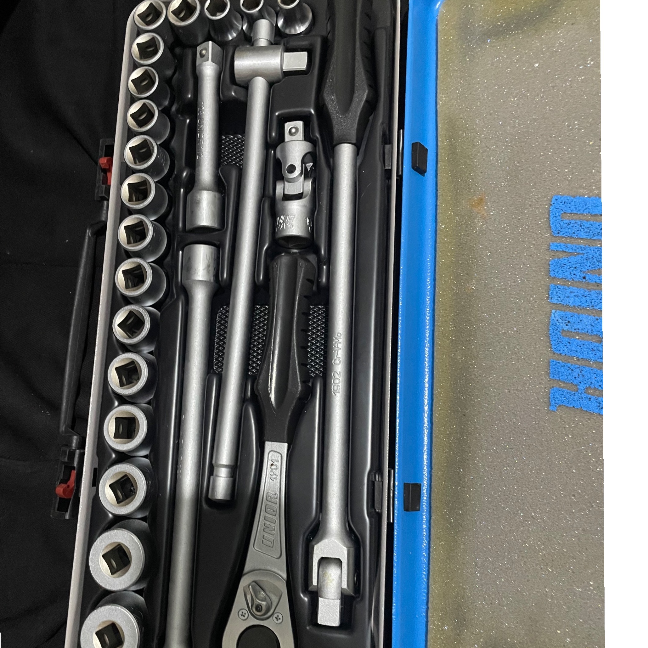 جعبه بکس یونیور 24عددی