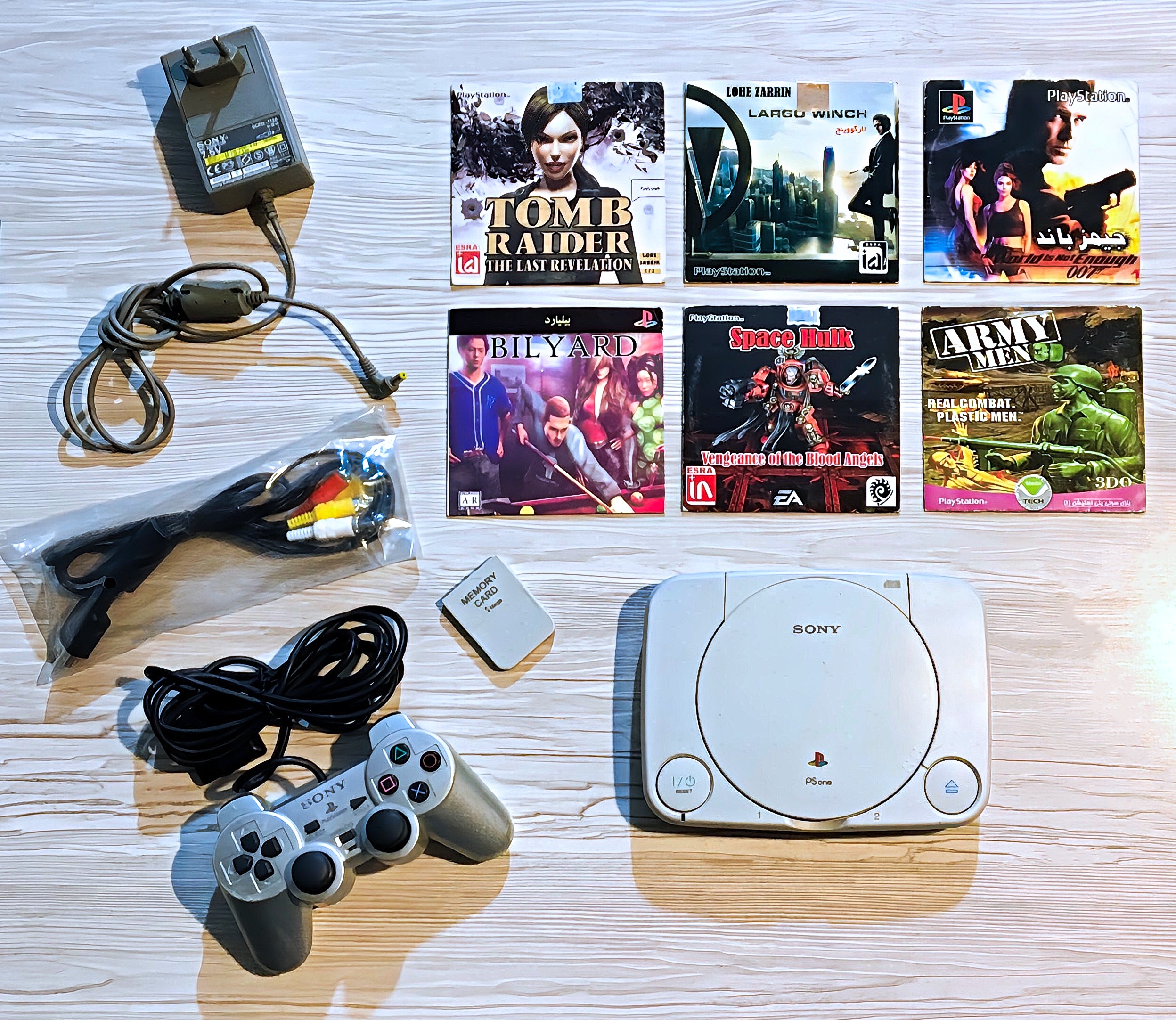 کنسول PS1 Slim - 1 Controller - Adaptor - 6 Games