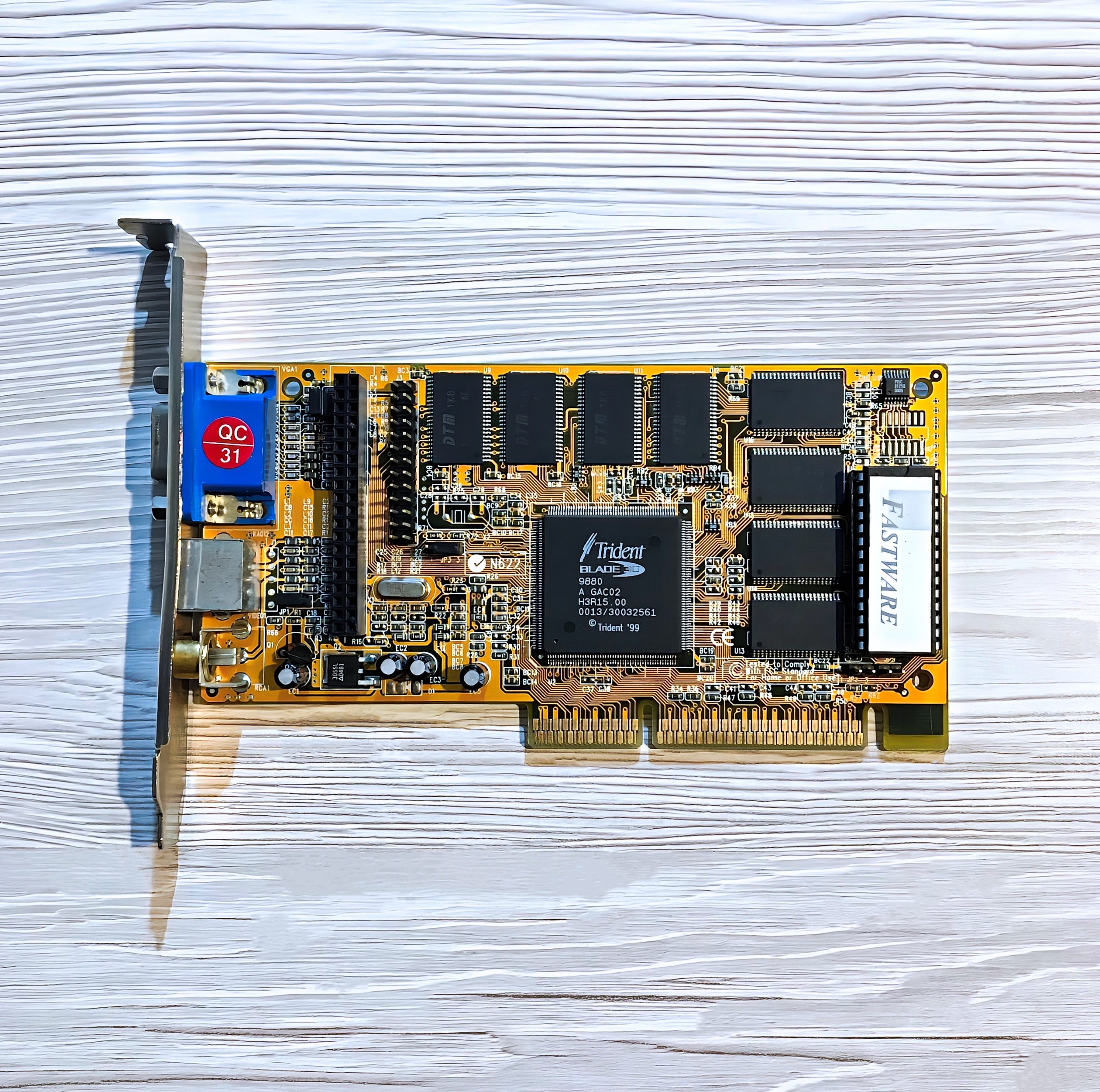 کارت گرافیک Trident Blade 3D 9880 8MB © 1999
