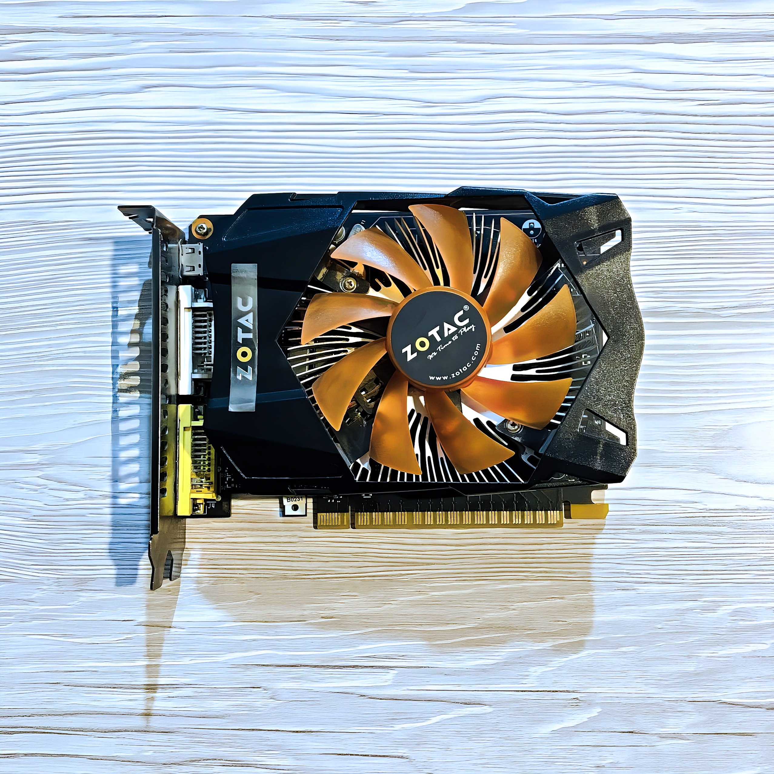 کارت گرافیک ZOTAC GTX 750 Ti 2 GB GDDR5