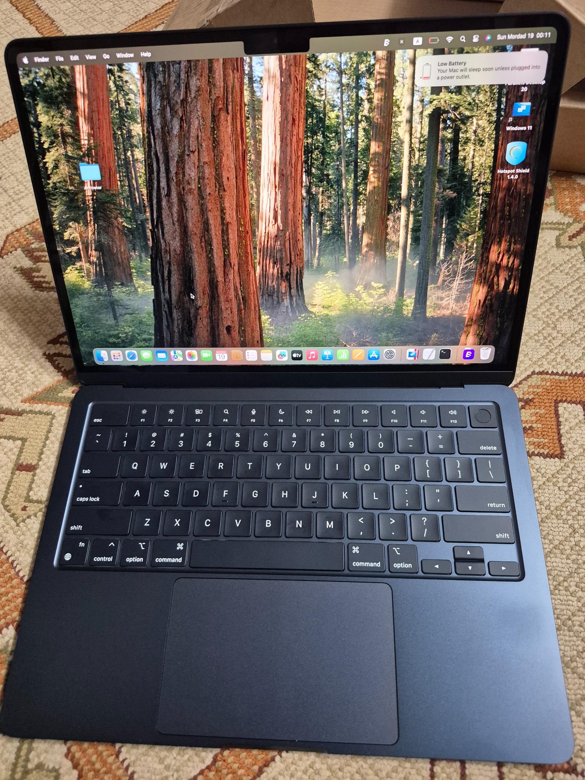 لپ تاپ مک بوک ایر M3 با ظرفیت 512g و رم 24g
