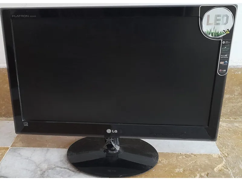 مانیتور 22 LG
