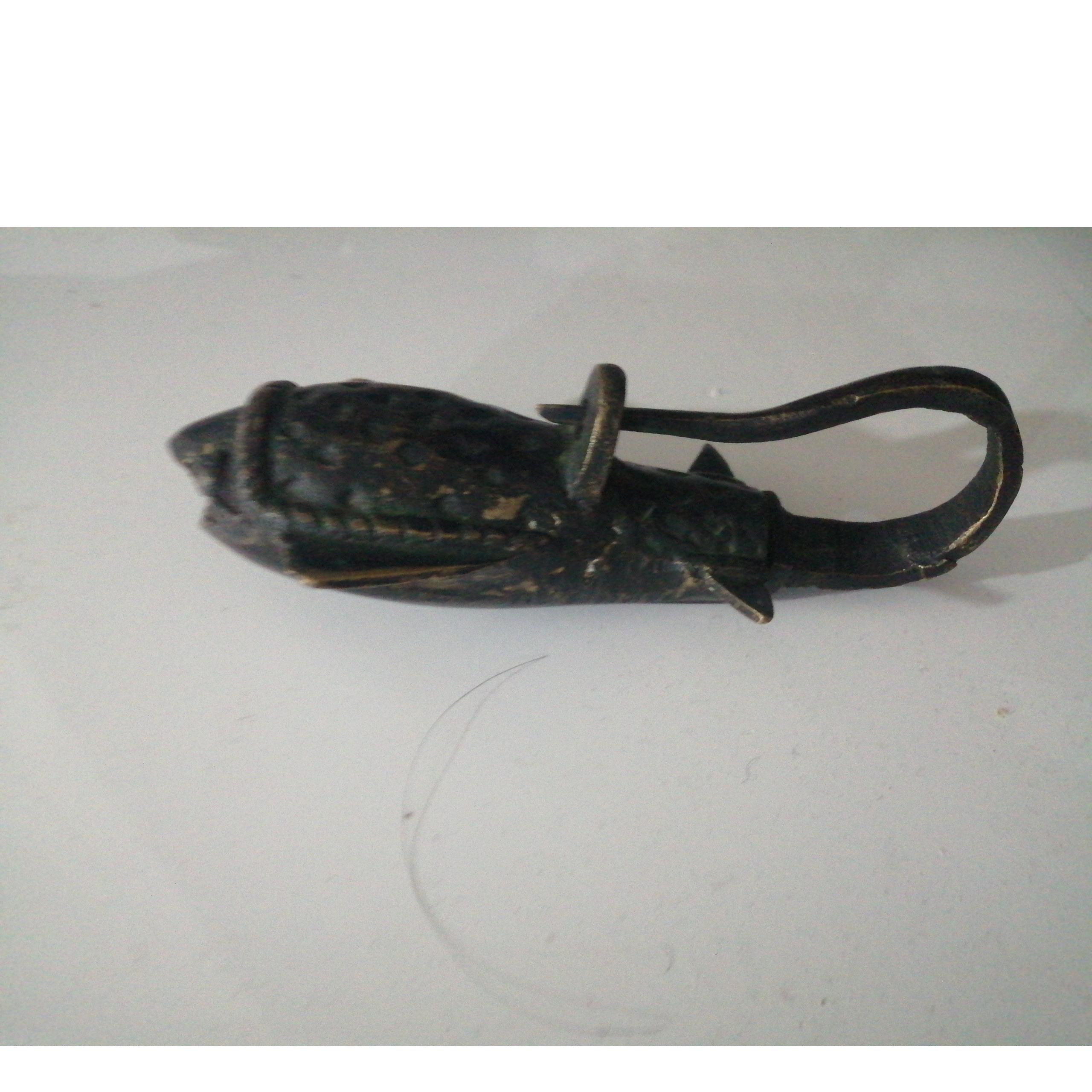 قفل حیوانی کهنه