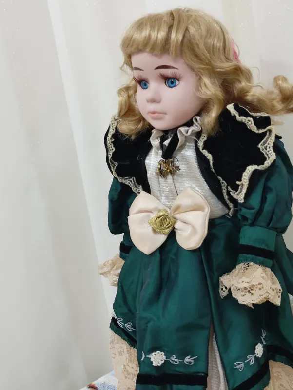 عروسک سرامیکی مارک دار