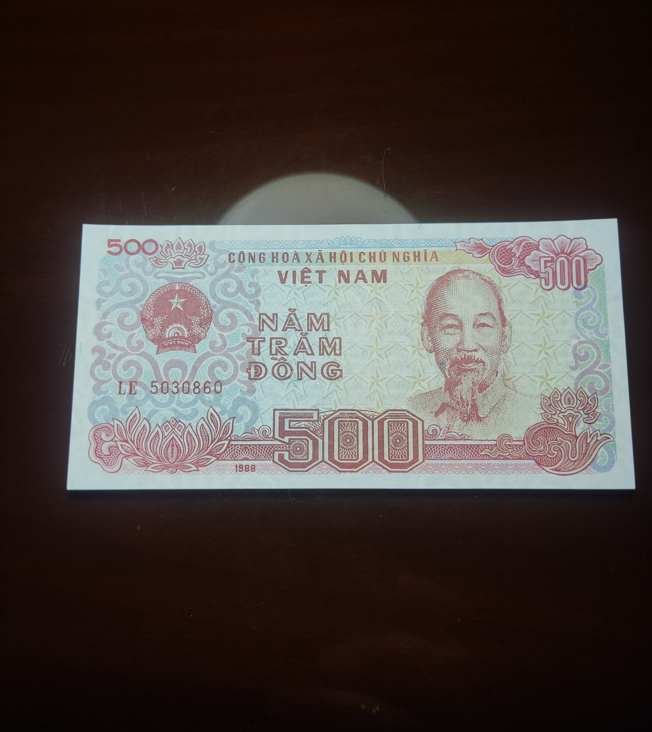 اسکناس دونگ ویتنام