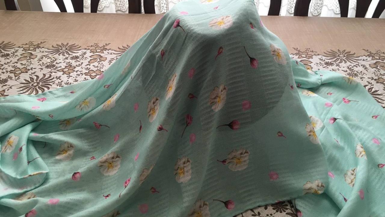 شال سبز گلدار