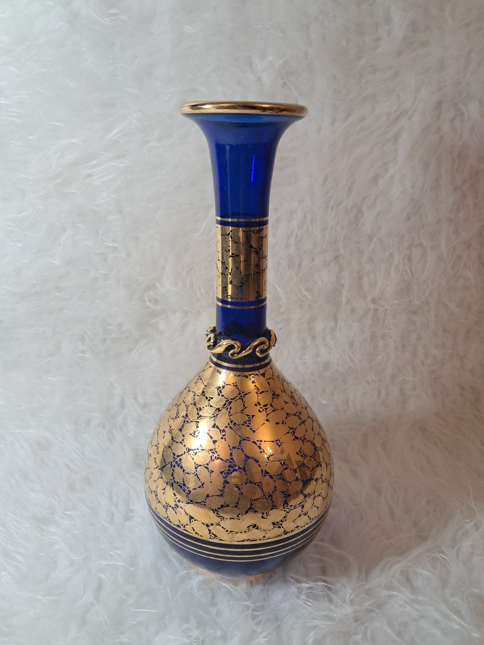 گلدان طلاکوب قدیمی