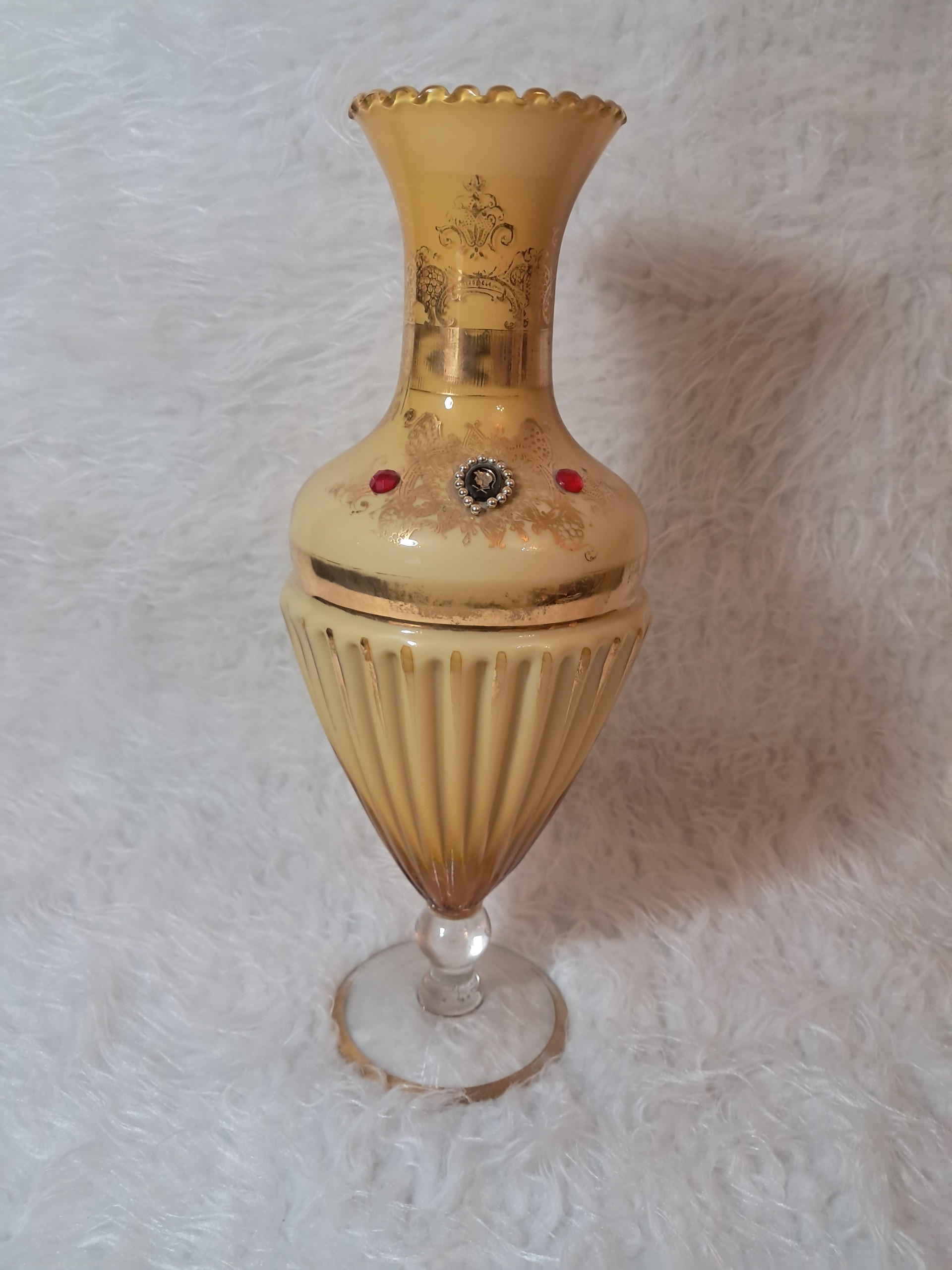 گلدان آنتیک زیبا