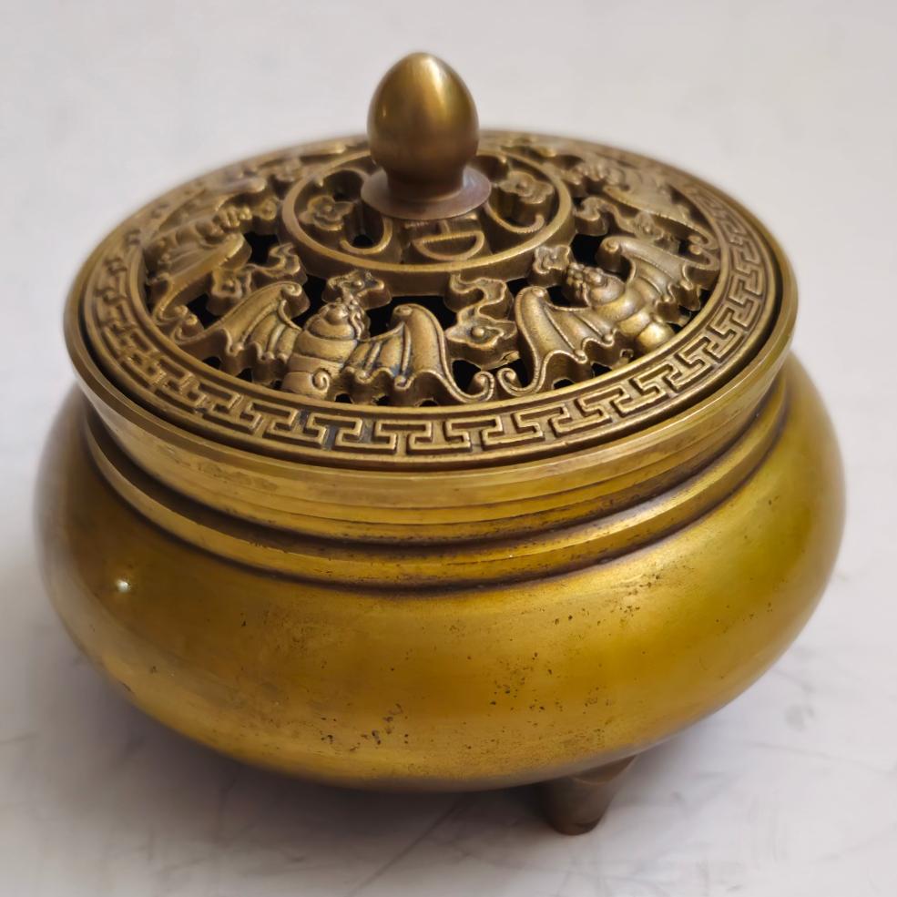 قندان برنزی وارداتی
