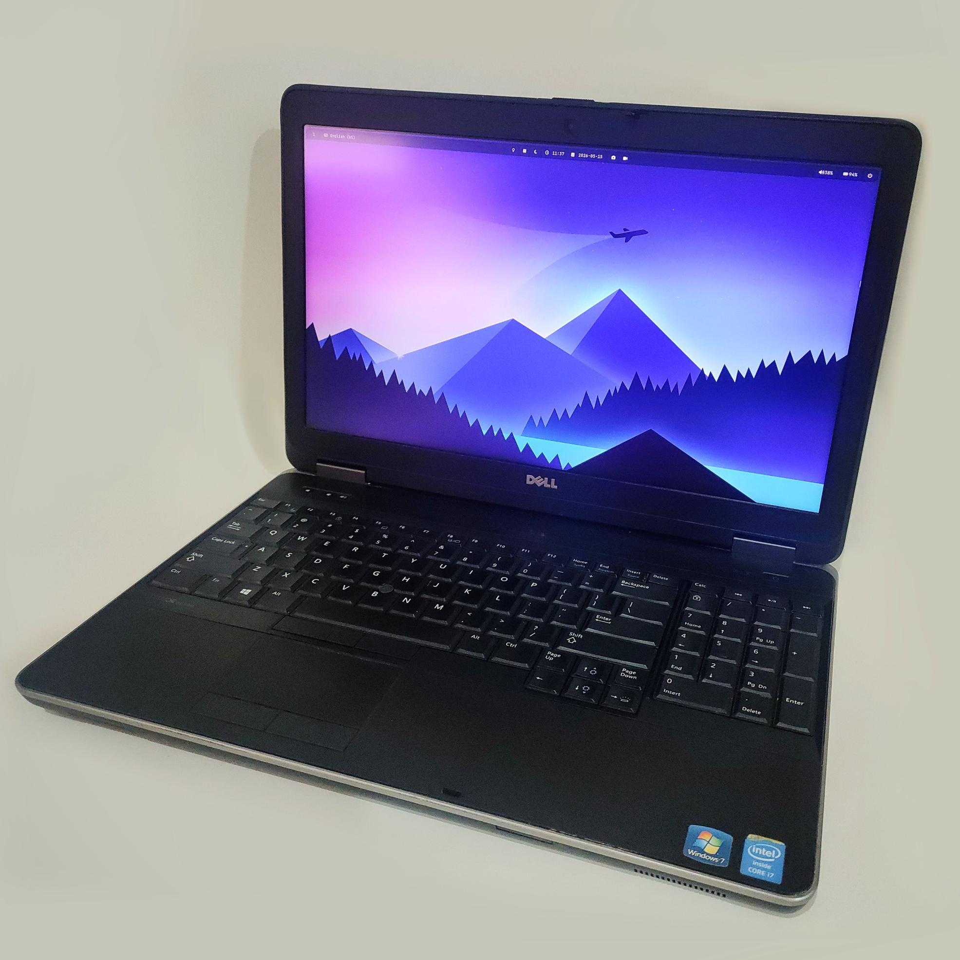 Dell i7 گرافیک دار