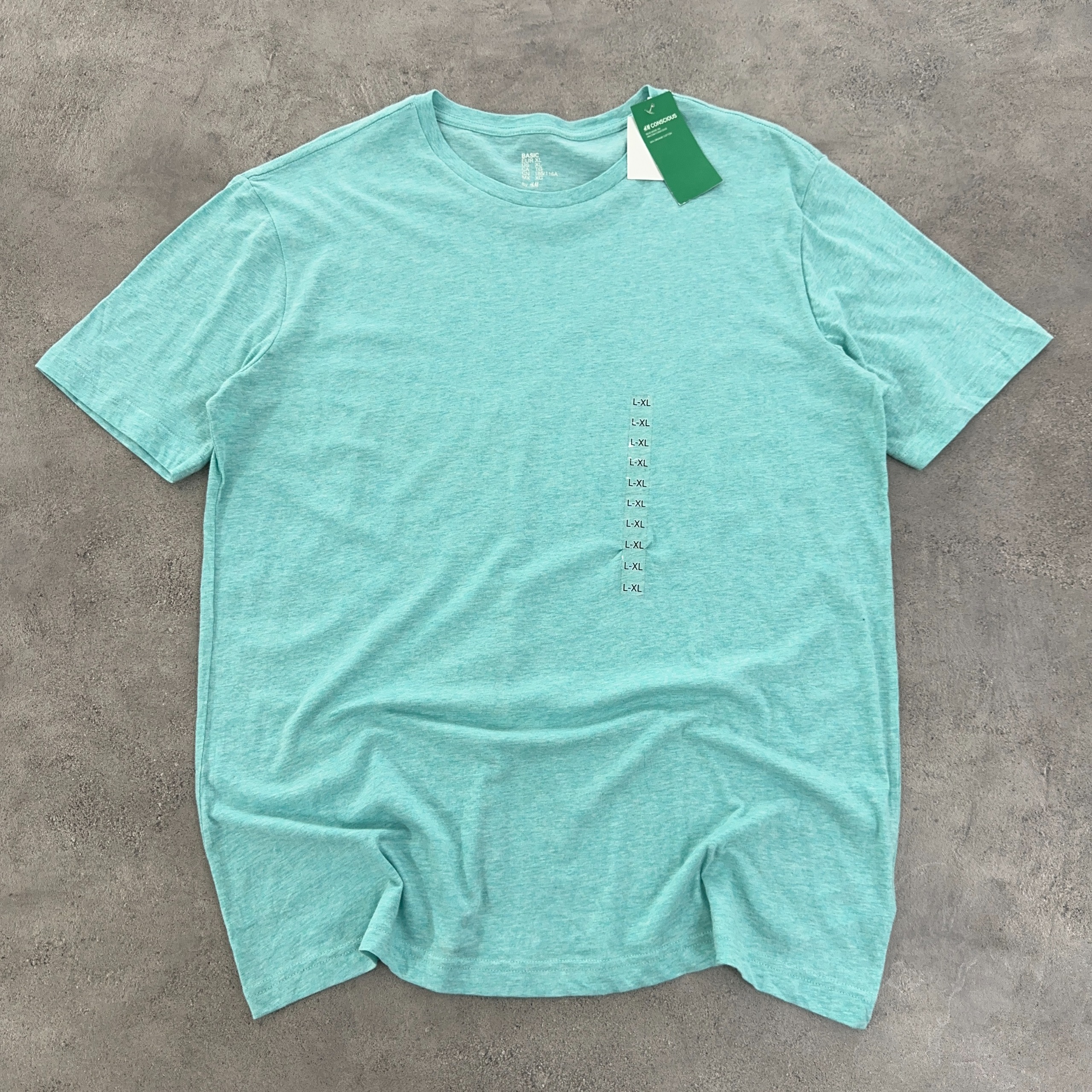 تیشرت استوک HM نازک سایز XL