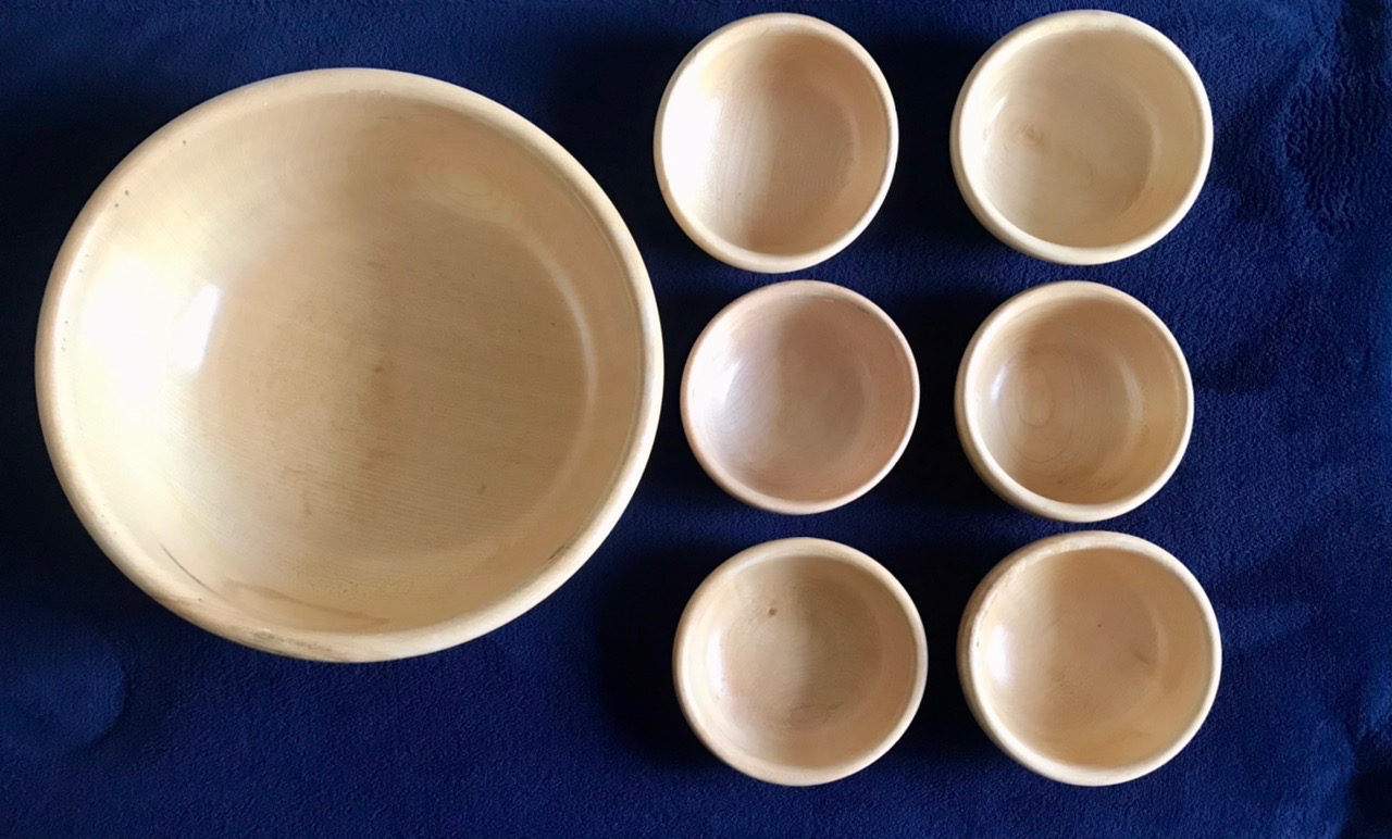 کاسه و پیاله چوبی