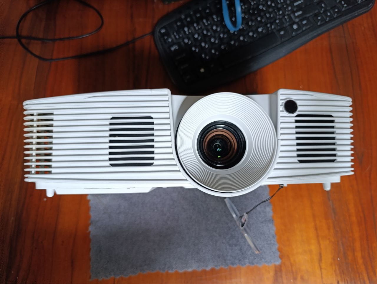 پروژکتور wxga optoma 4500 لومن - توضیحات
