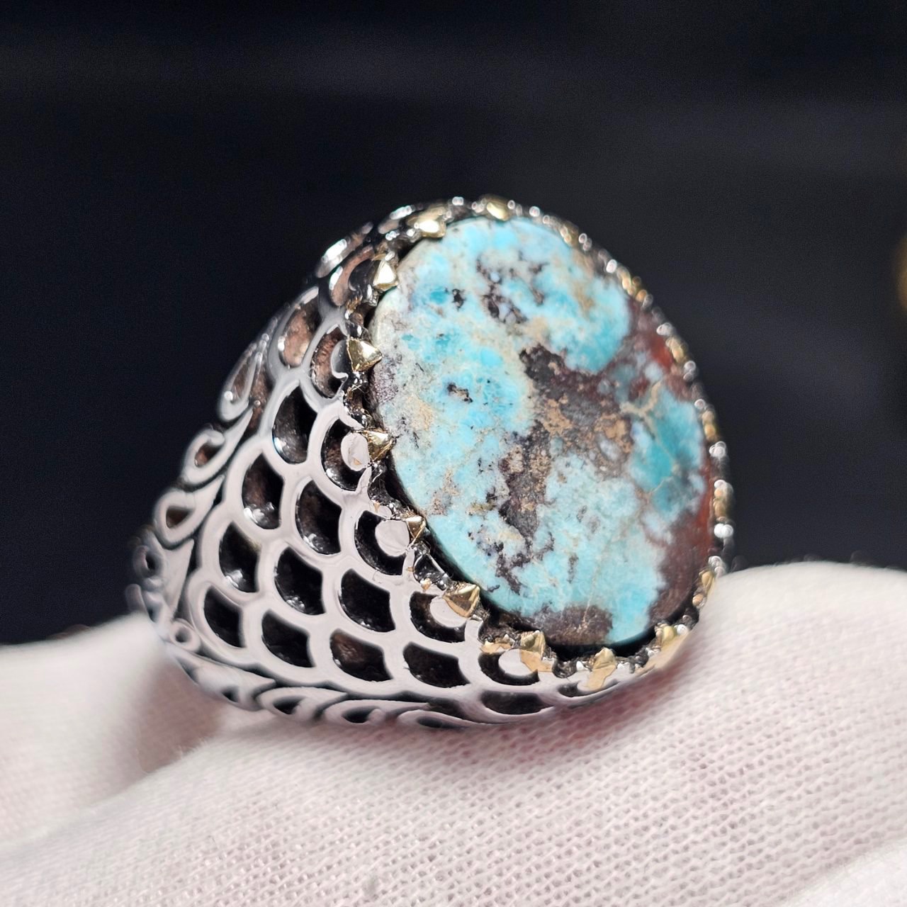 سنگ طبیعی فیروزه معدنی (ابکاری نقره ای) کد 37837