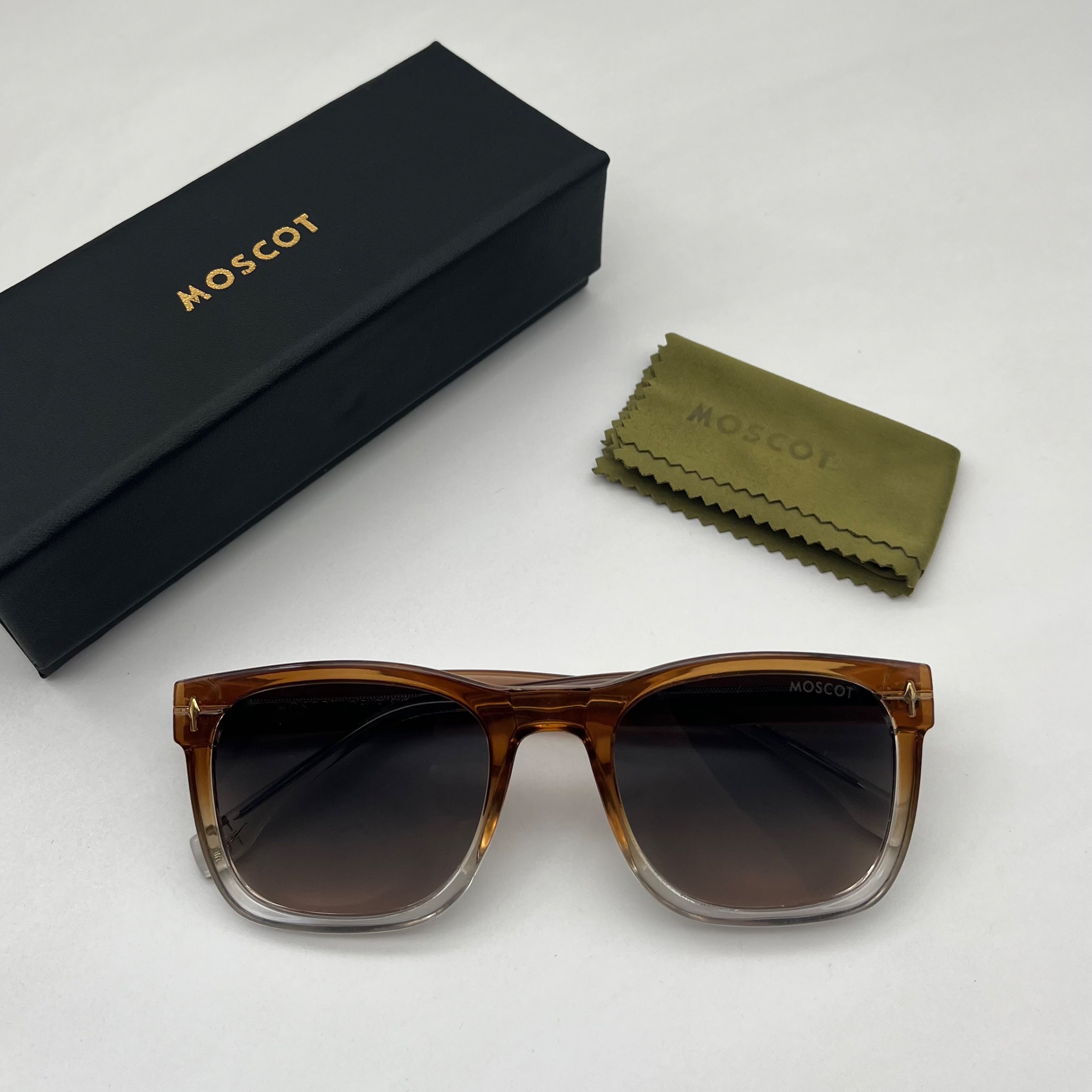 عینک آفتابی موسکات moscot