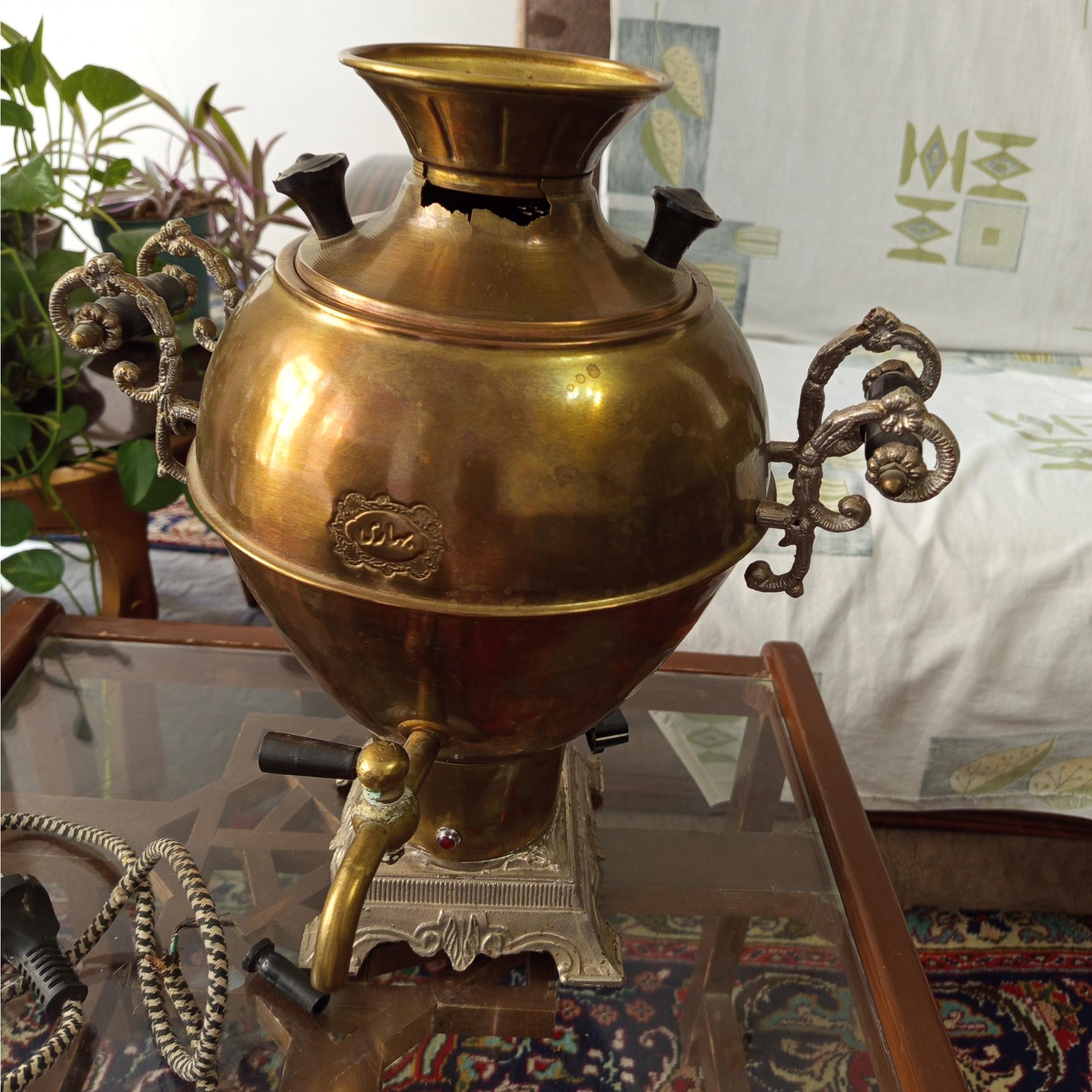 سماور برقی برنجی معیوب ایراد دار قدیمی