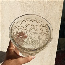 یک