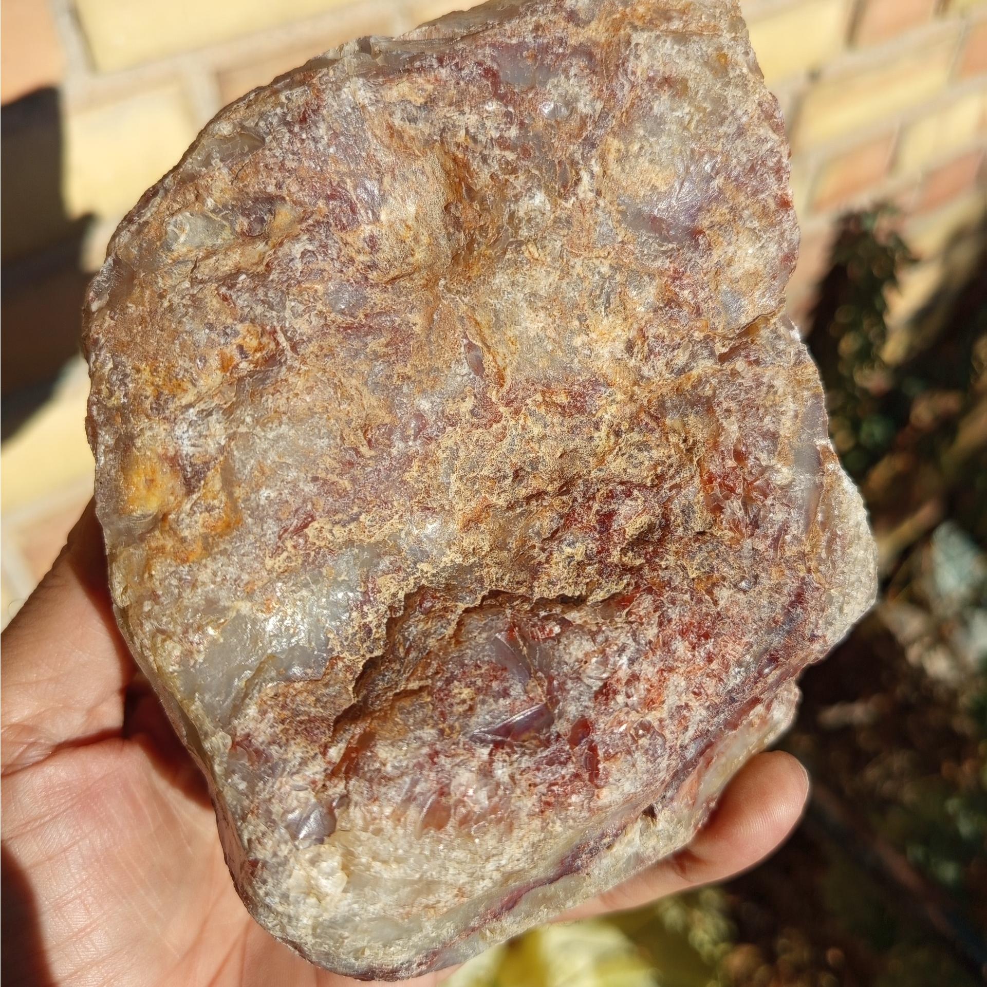 سنگ راف عقیق زیبا و قشنگ به وزن 1270 گرم