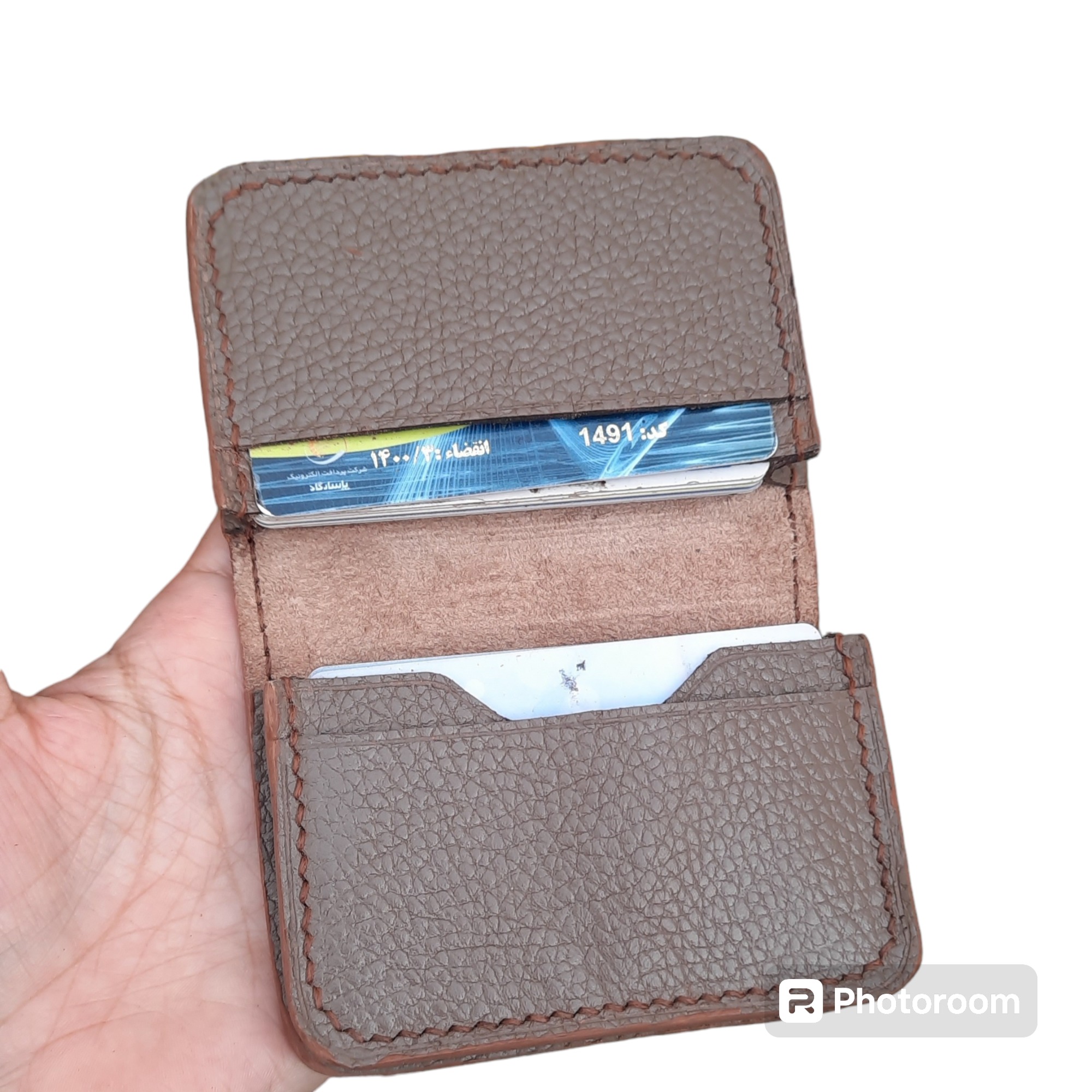 جاکارتی چرمی دستدوز