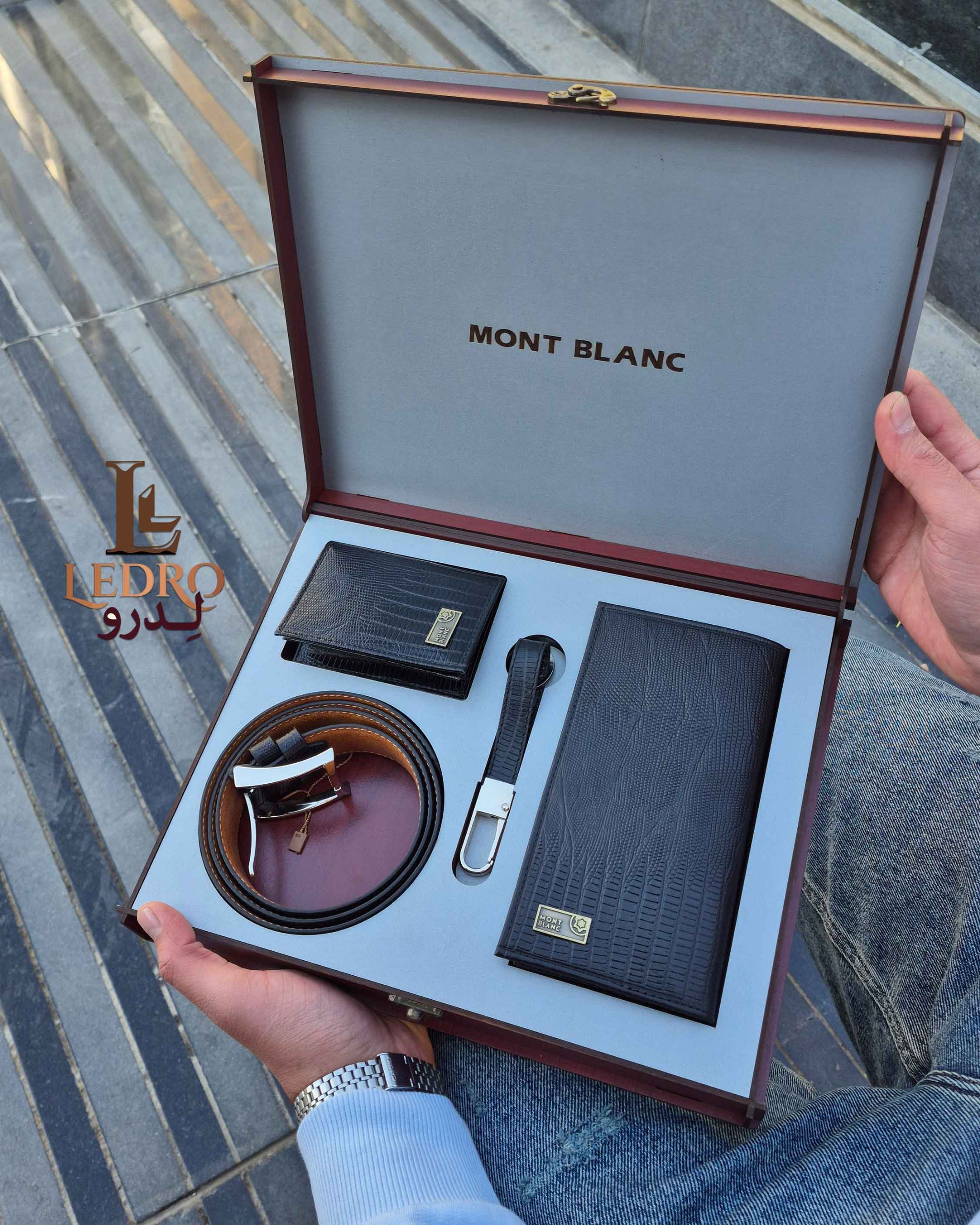ست هدیه چرمی مردانه 4 تکه لِدرو Mont Blanc