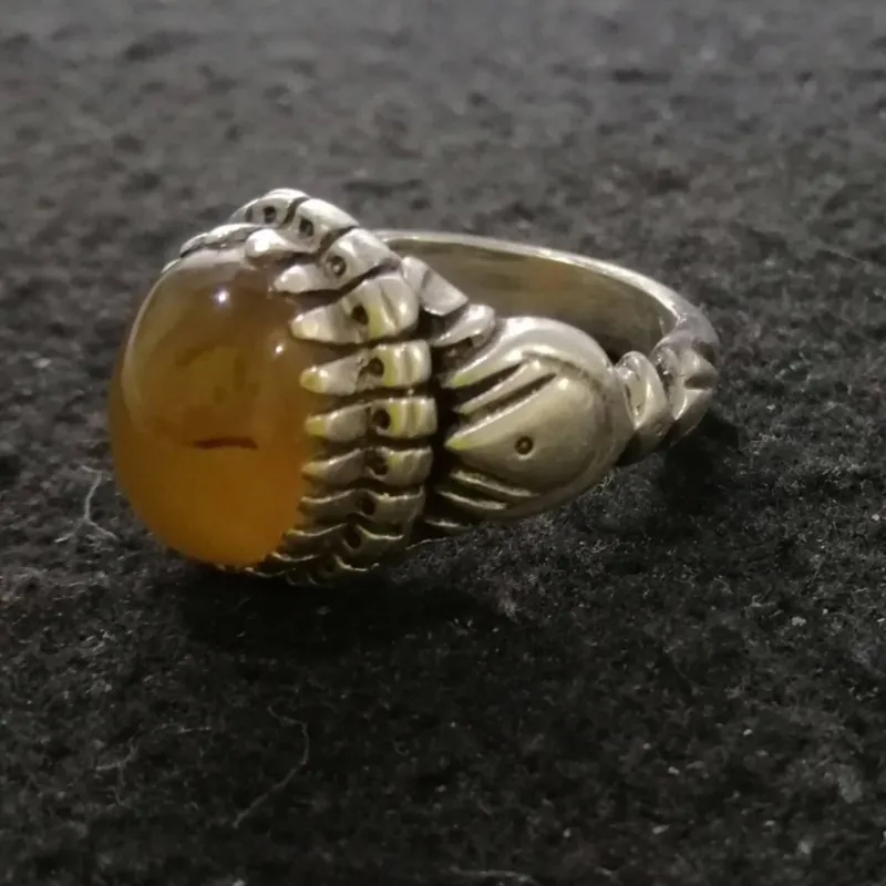 انگشتر نقره عقیق اب دار، رکاب سنگین کد 9108