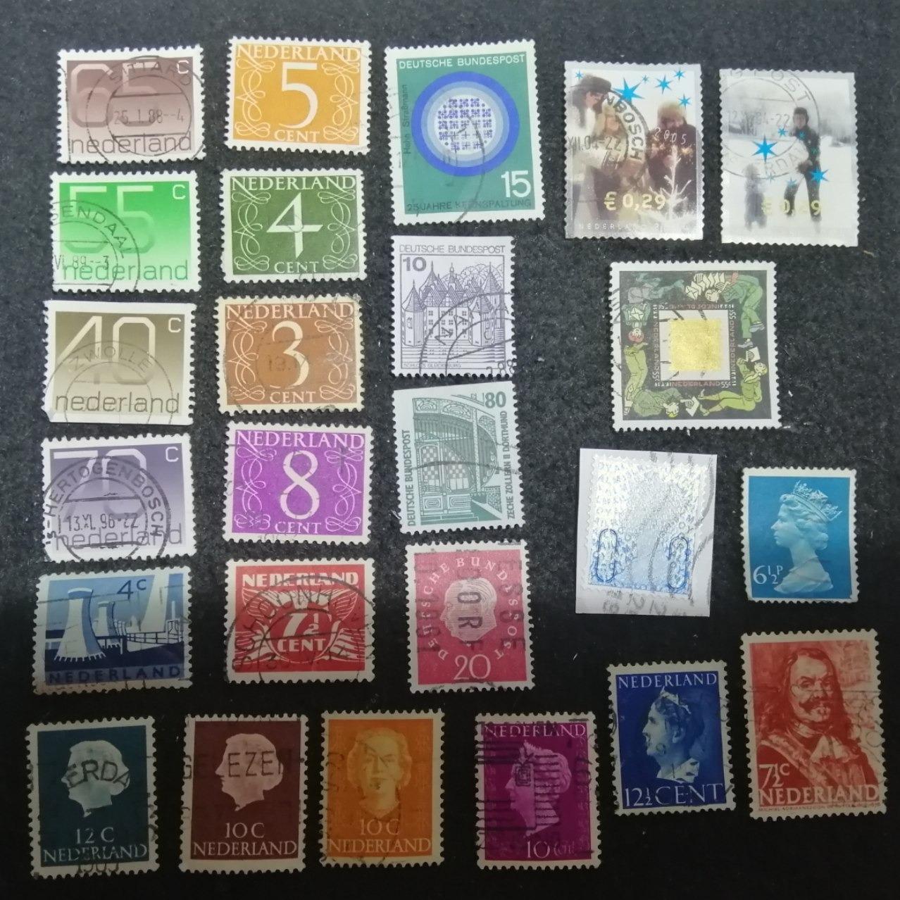  25عدد تمبر خارجی بدون تکرار  کد 8032