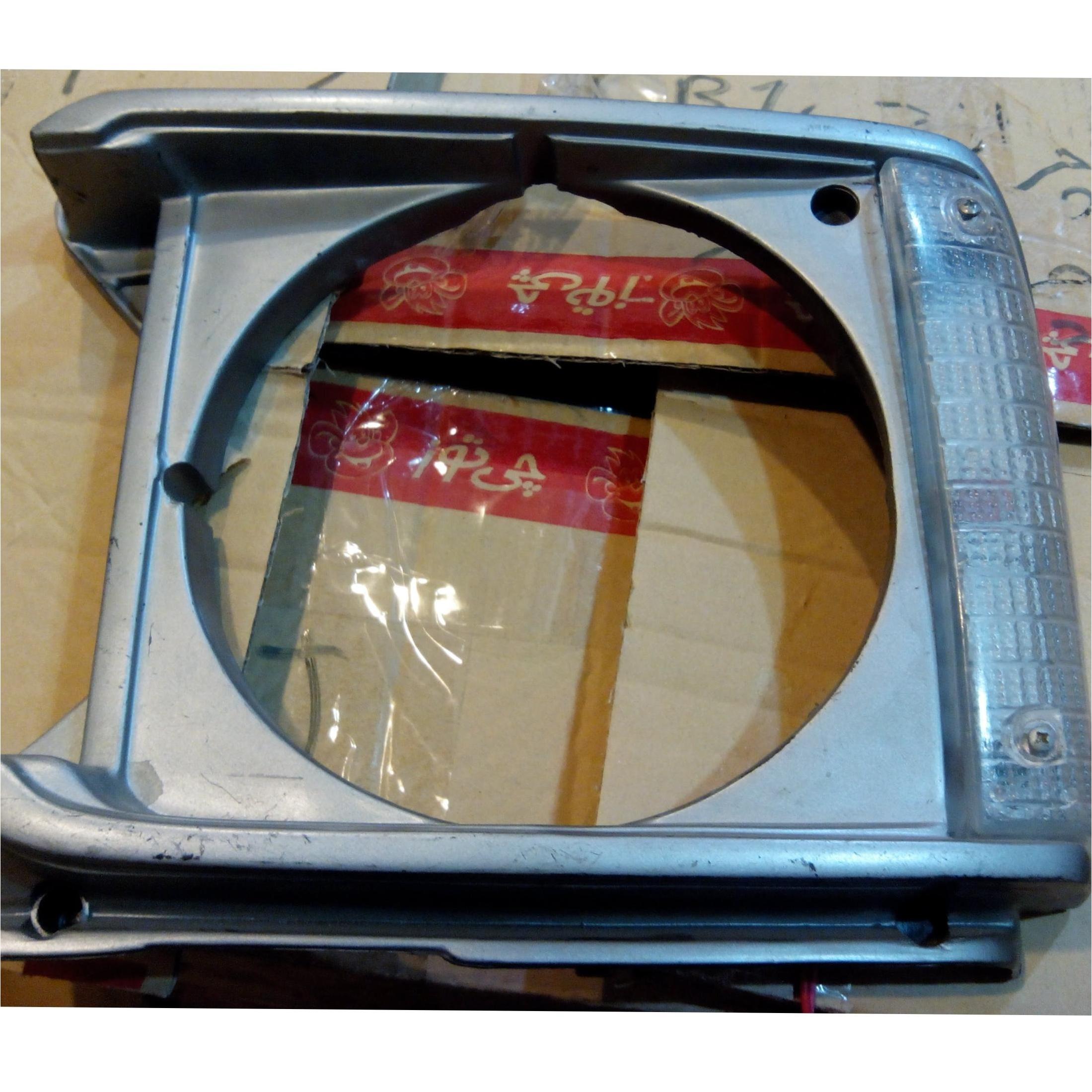 قاب چراغ جلو تویوتا هایلوکس 1980 hilux