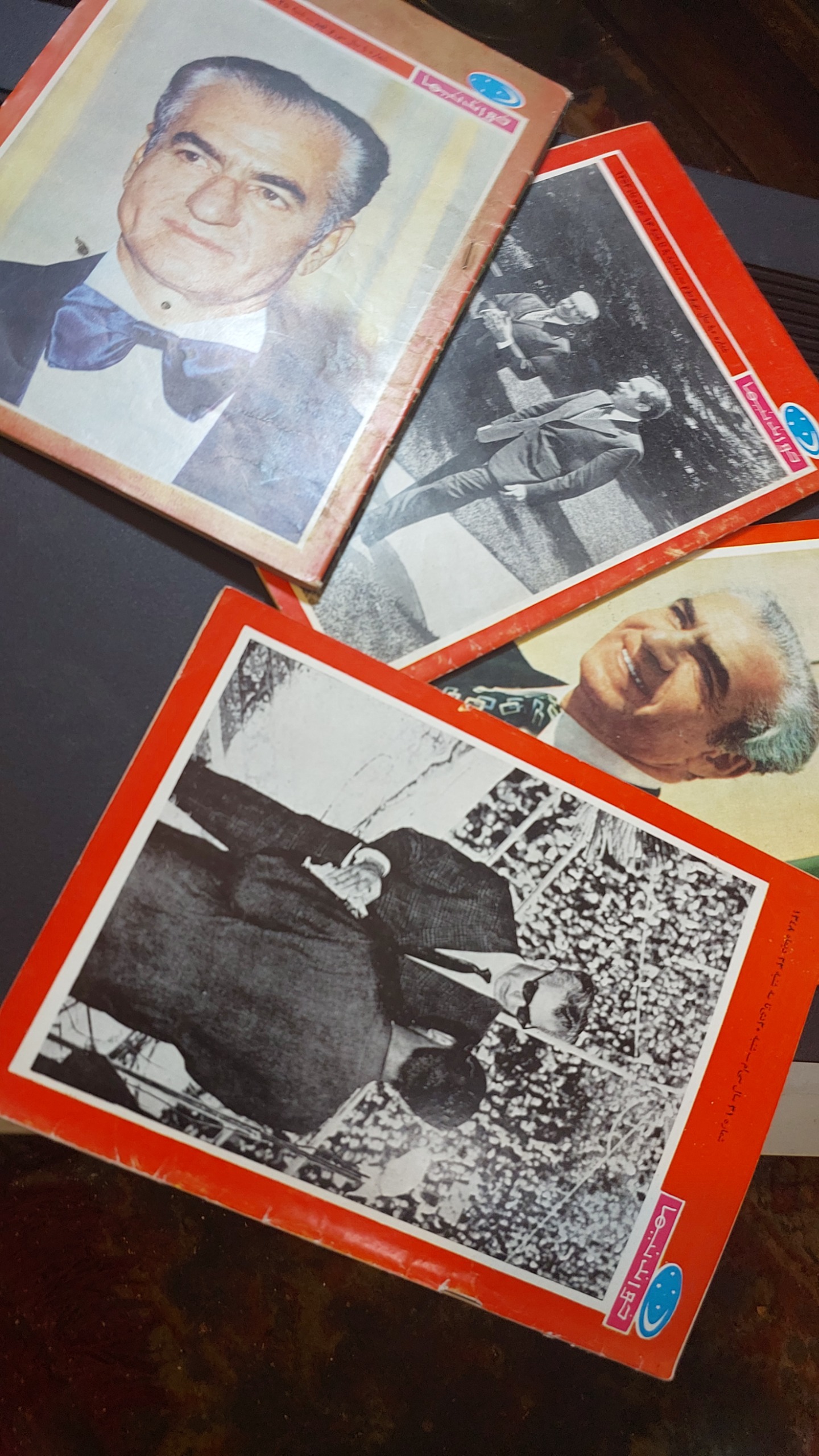 4عدد هفته نامه خواندنیها بتصویر زیبا