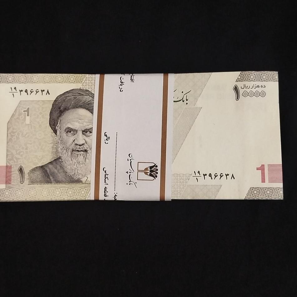 یک بسته 40 عدد اسکناس 10000 ریال