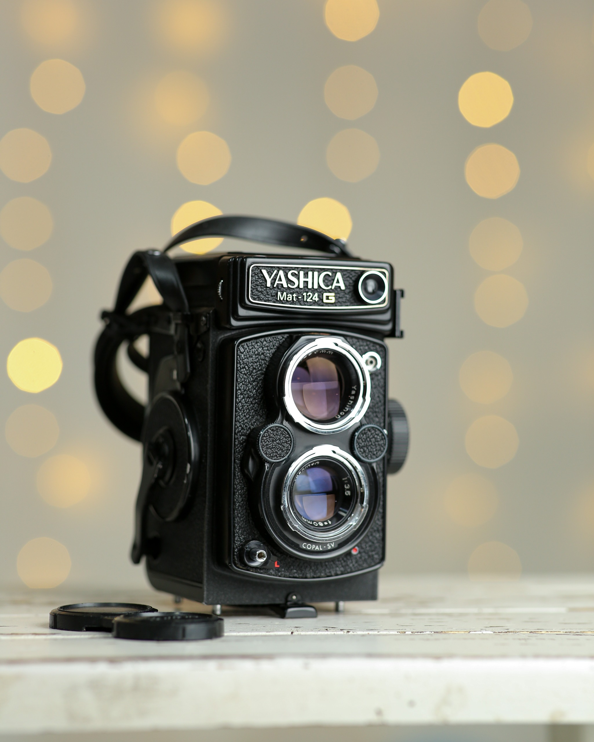 دوربین قدیمی کلکسیونی یاشیکا mat 124G