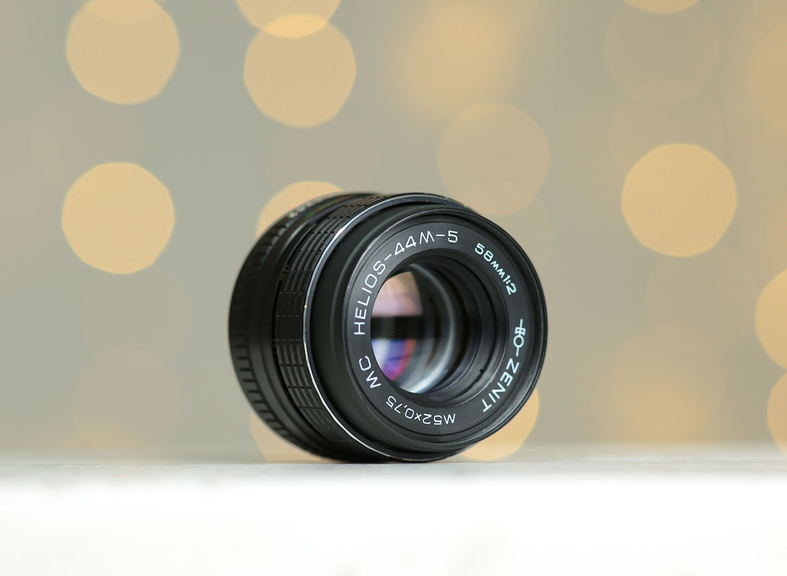 لنز آنالوگ helios_44m5 / 58mm f2