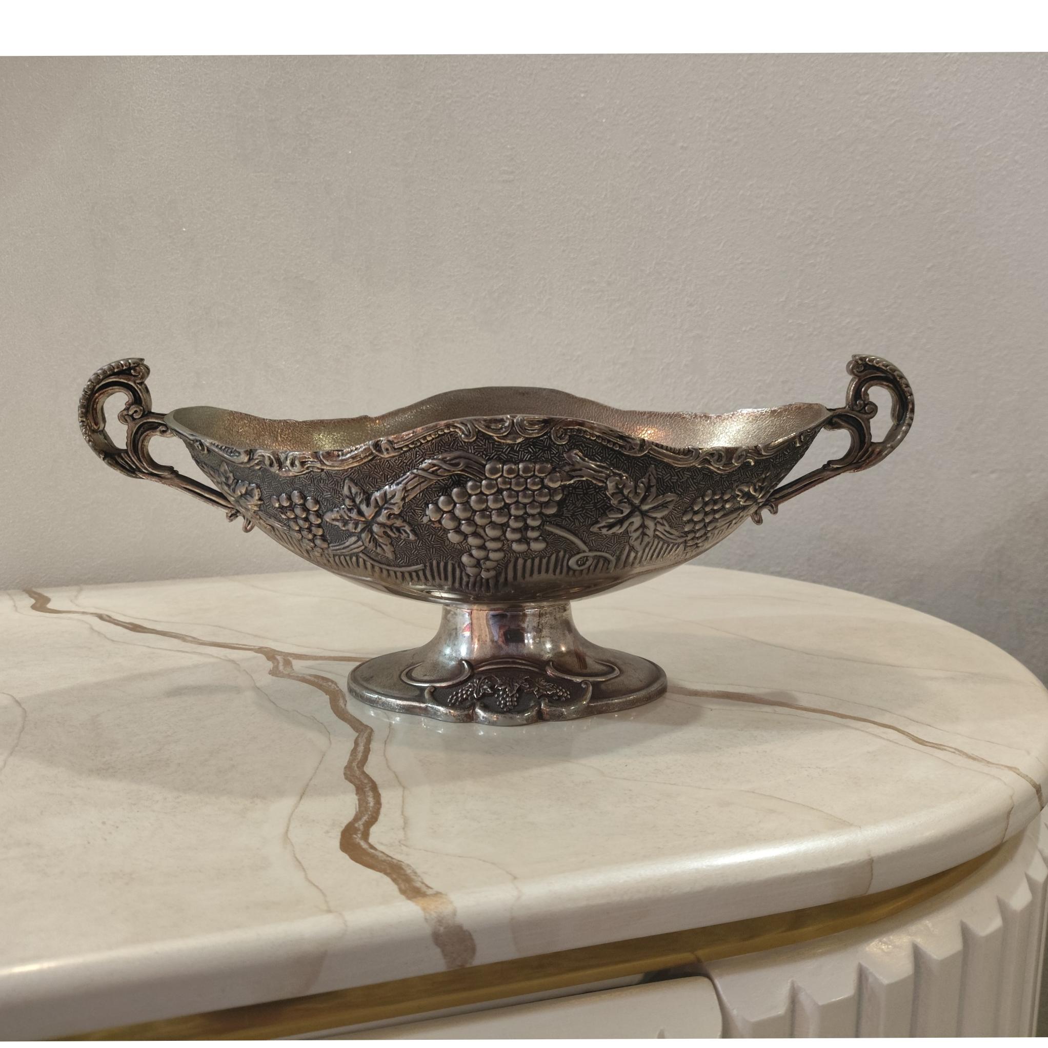 شکلات خوری قدیمی