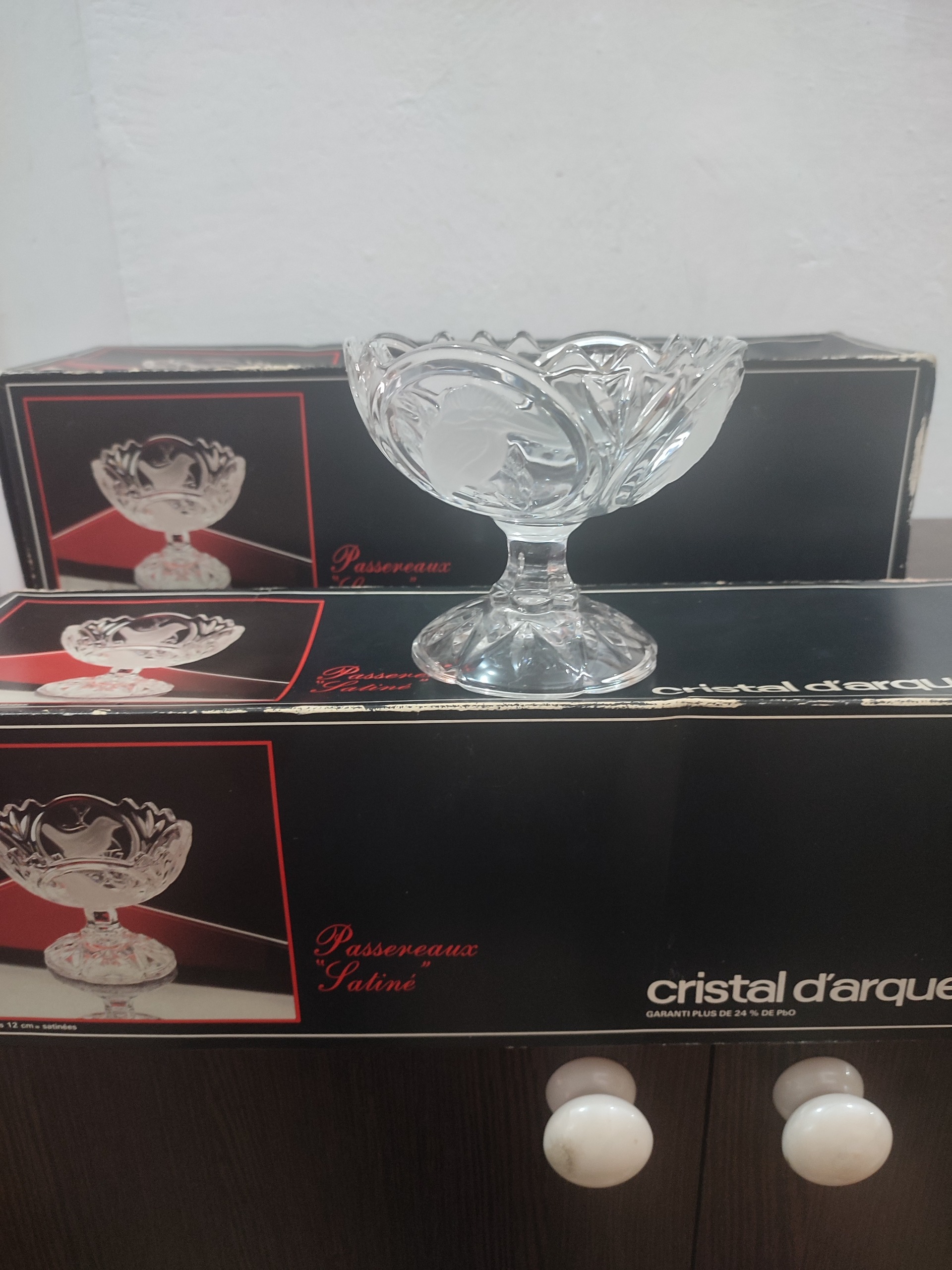 بستنی خوری کریستال
