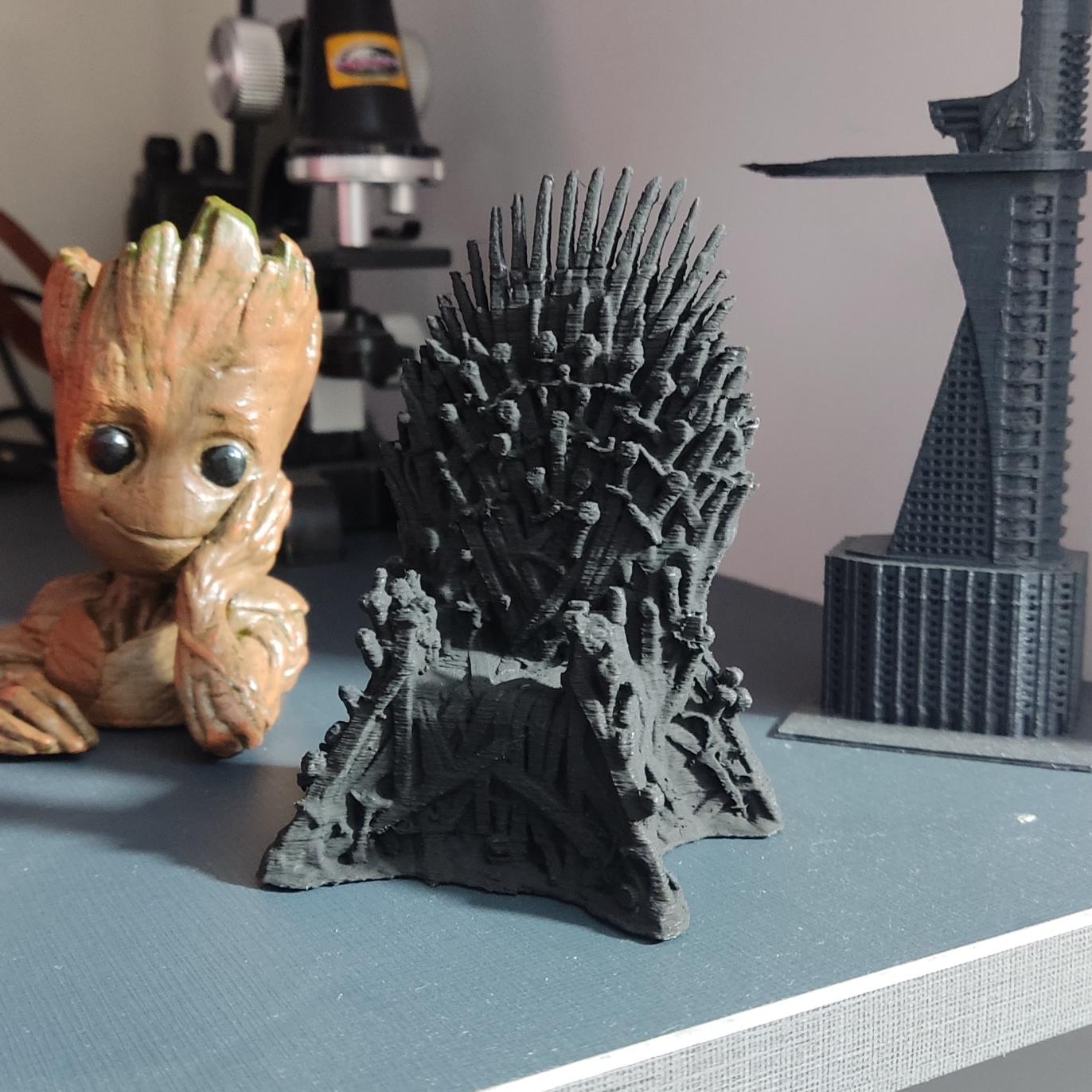 تخت آهنین Iron throne گیم آف ترونز