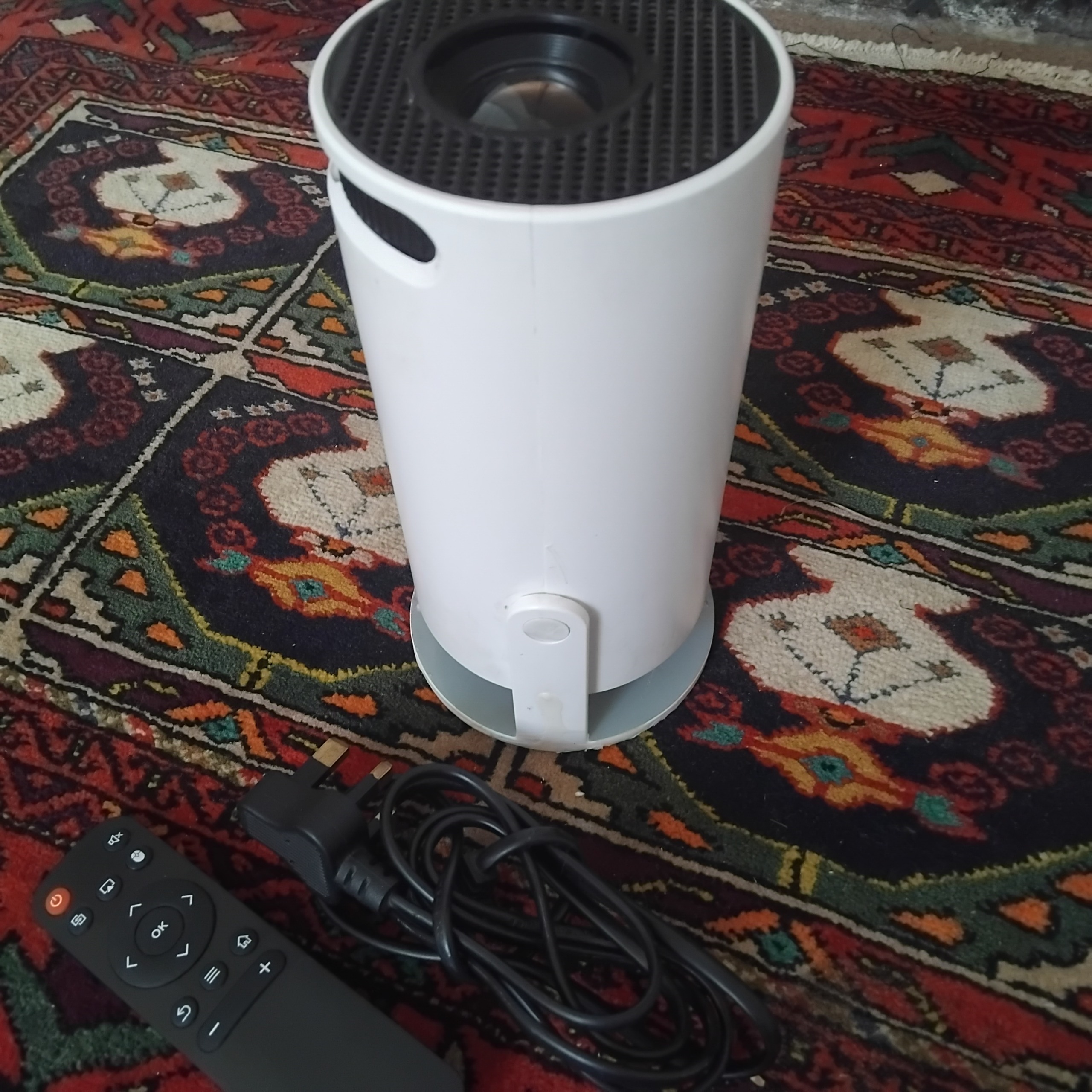 ویدیو پروژکتور اندروید HY300