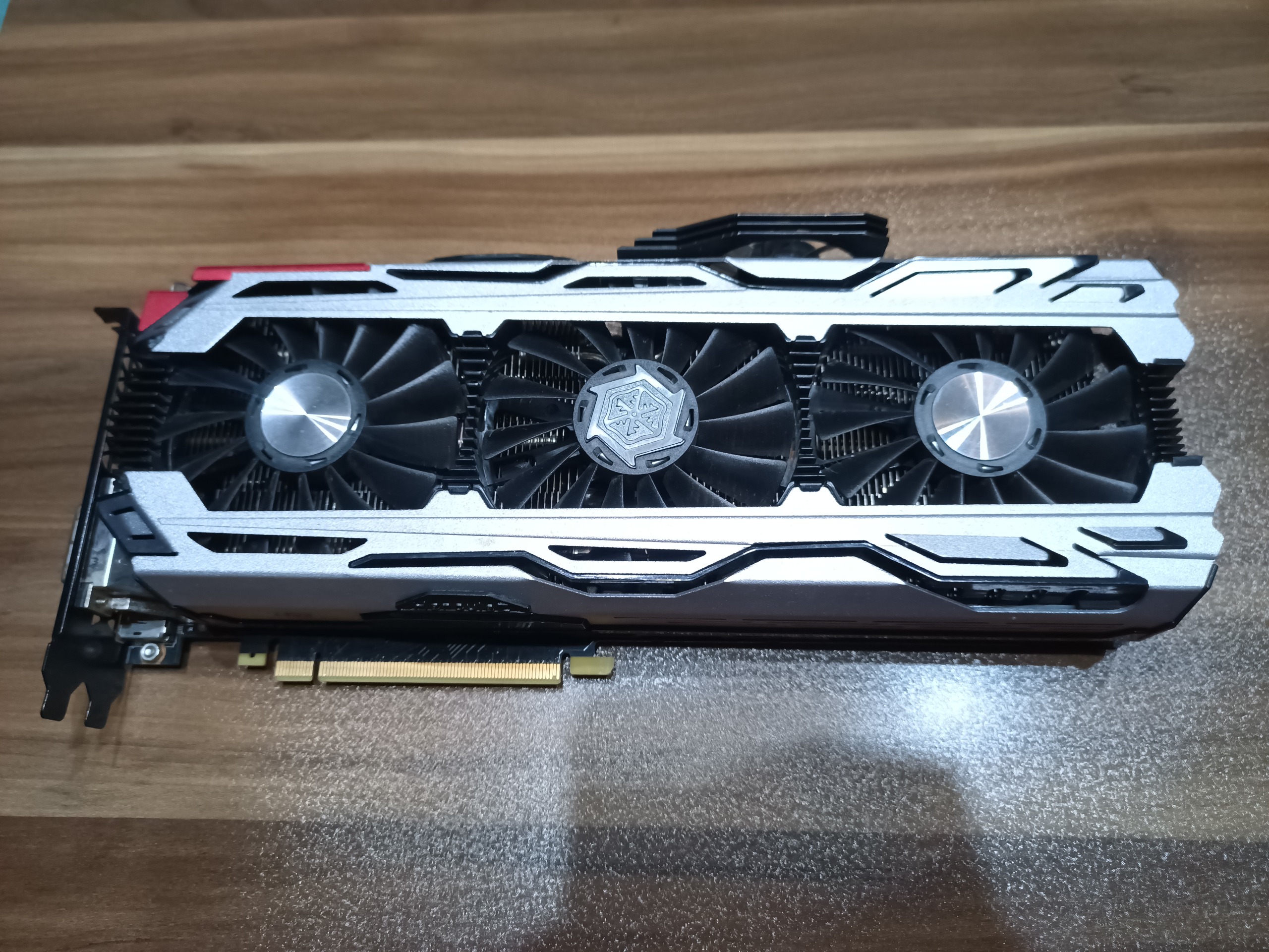 Ichill gtx 1080 8gb