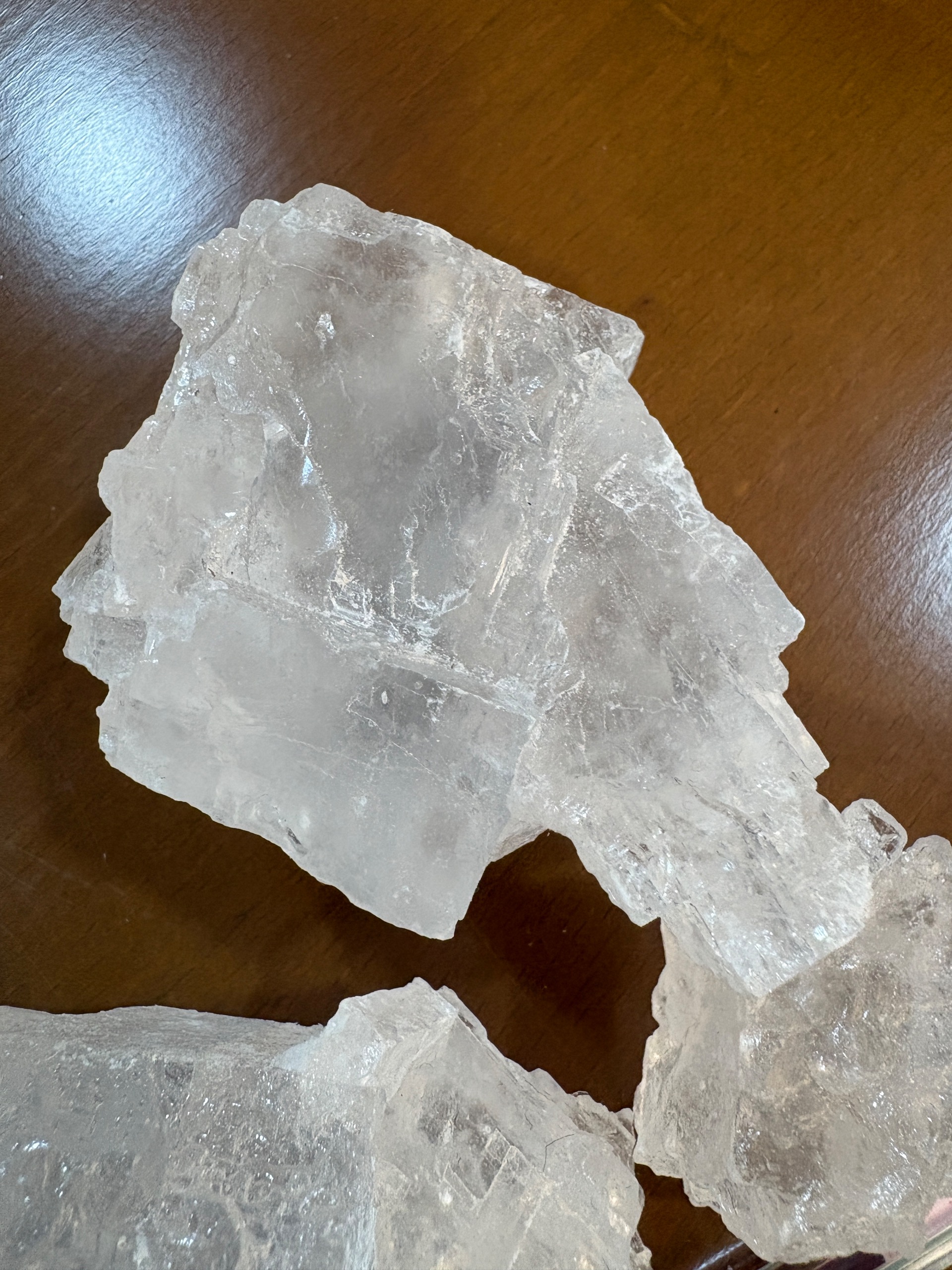 سنگ نمک شفاف کریستالی