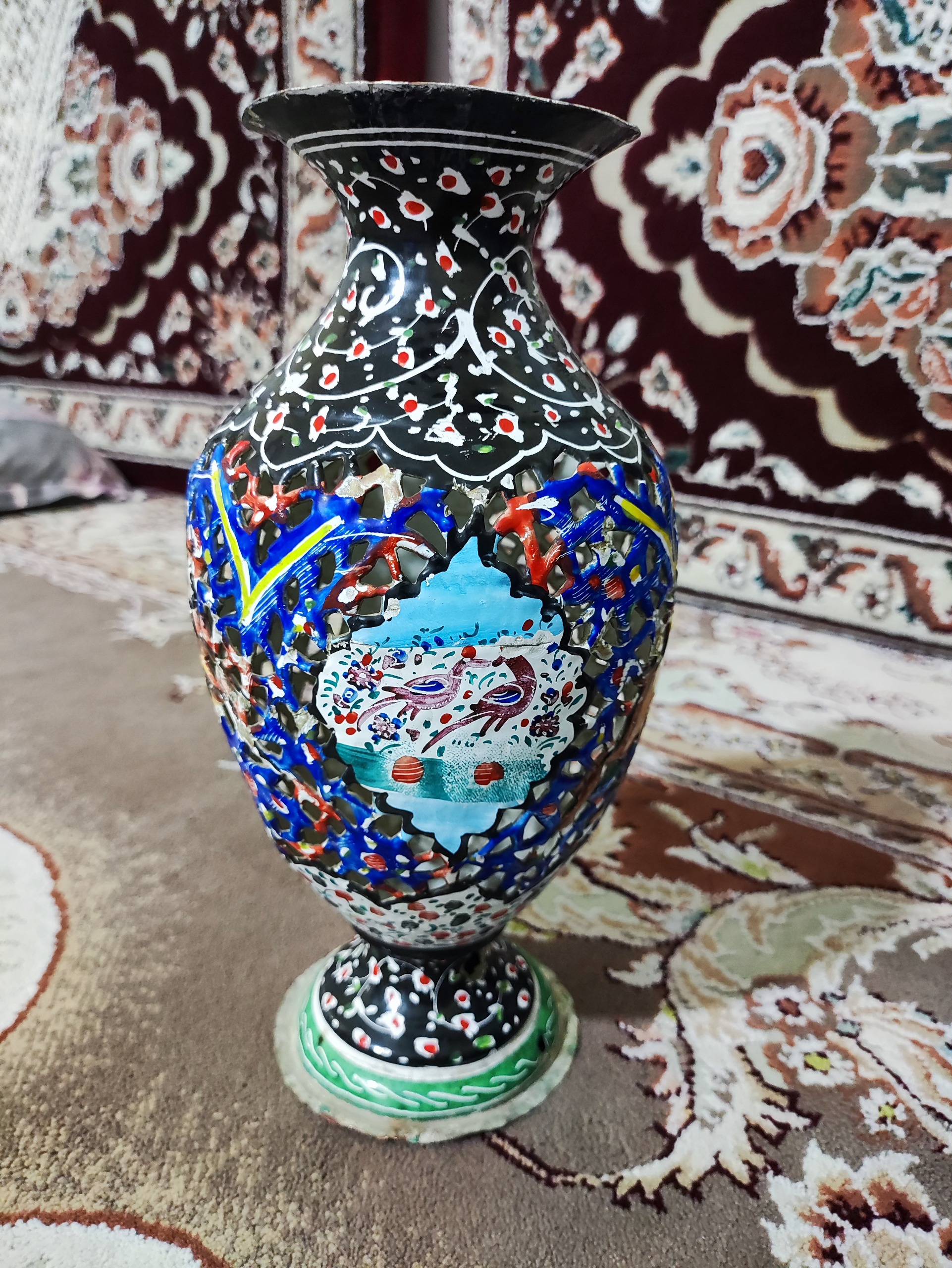 گلدان دکوری قدیمی