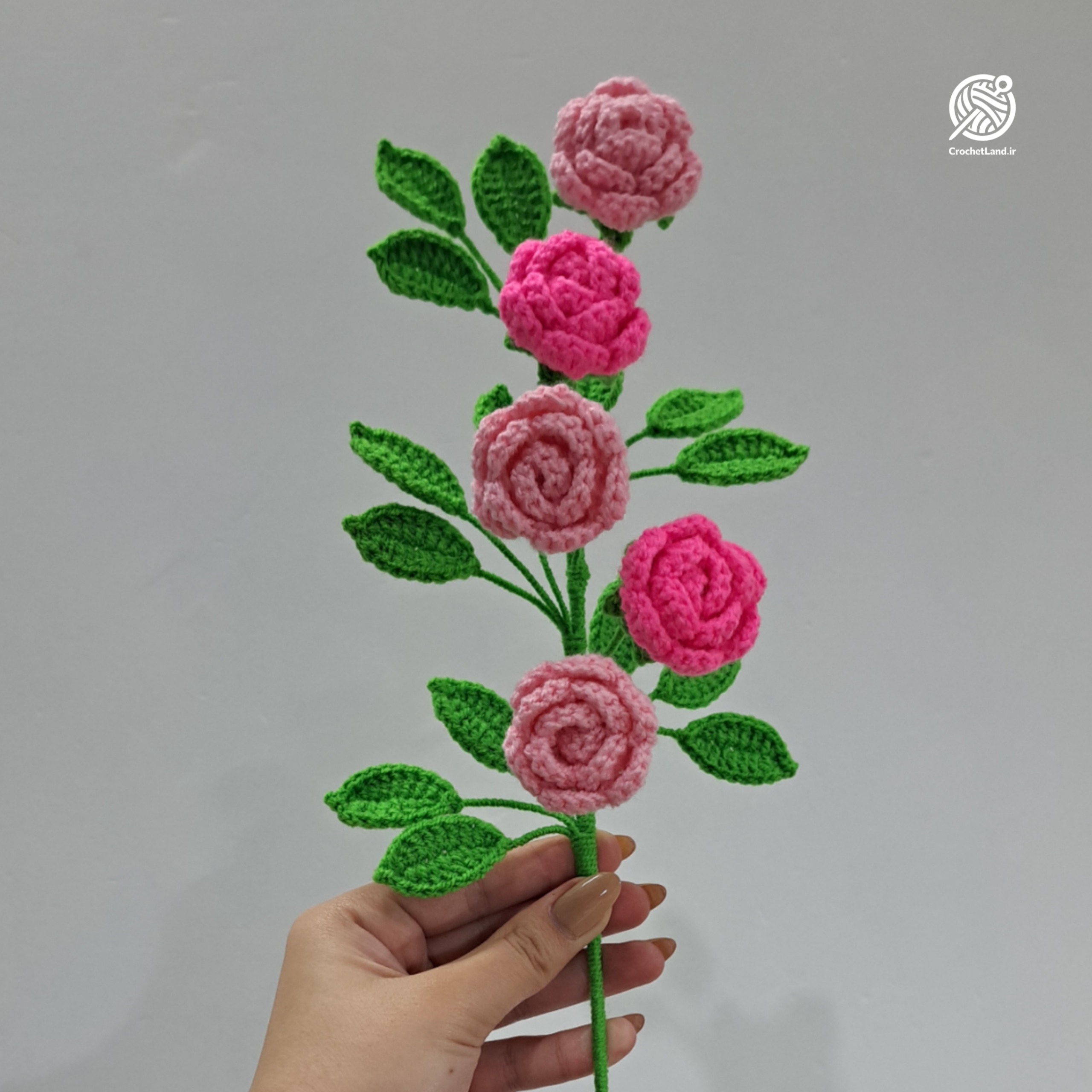 گل بافتنی رز مینیاتوری