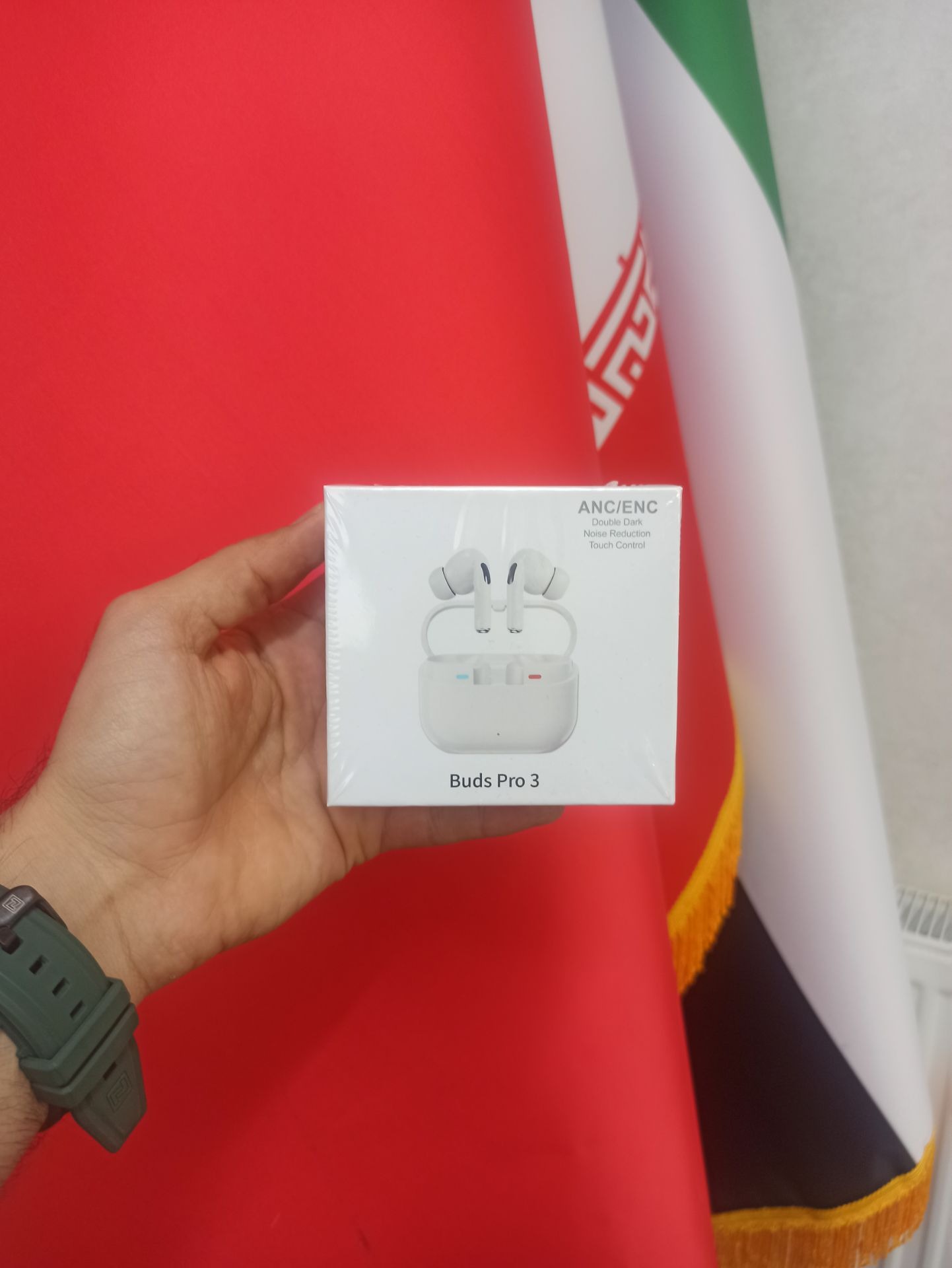 ایرپاد بلوتوثی سامسونگ طرح مدل Galaxy Buds 3 Pro