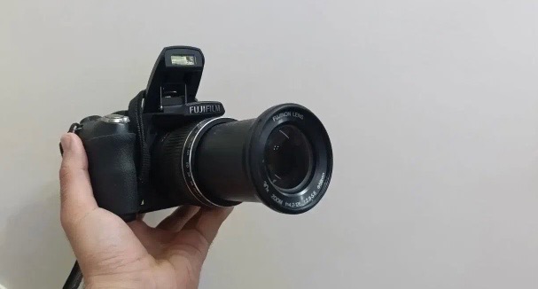 دوربین دیجیتال فوجی Finepix HS10