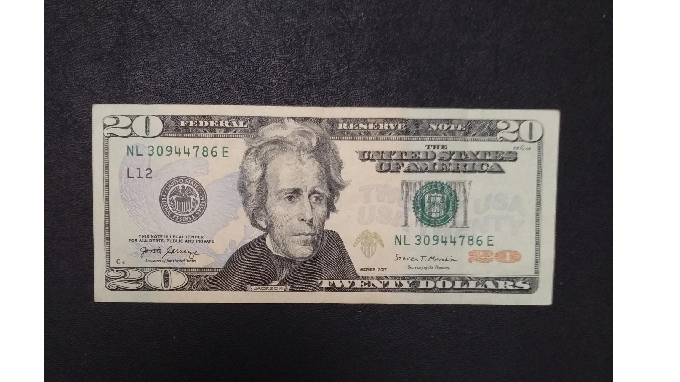 اسکناس 20 دلاری چاپ 2017 نو بانکی میباشد