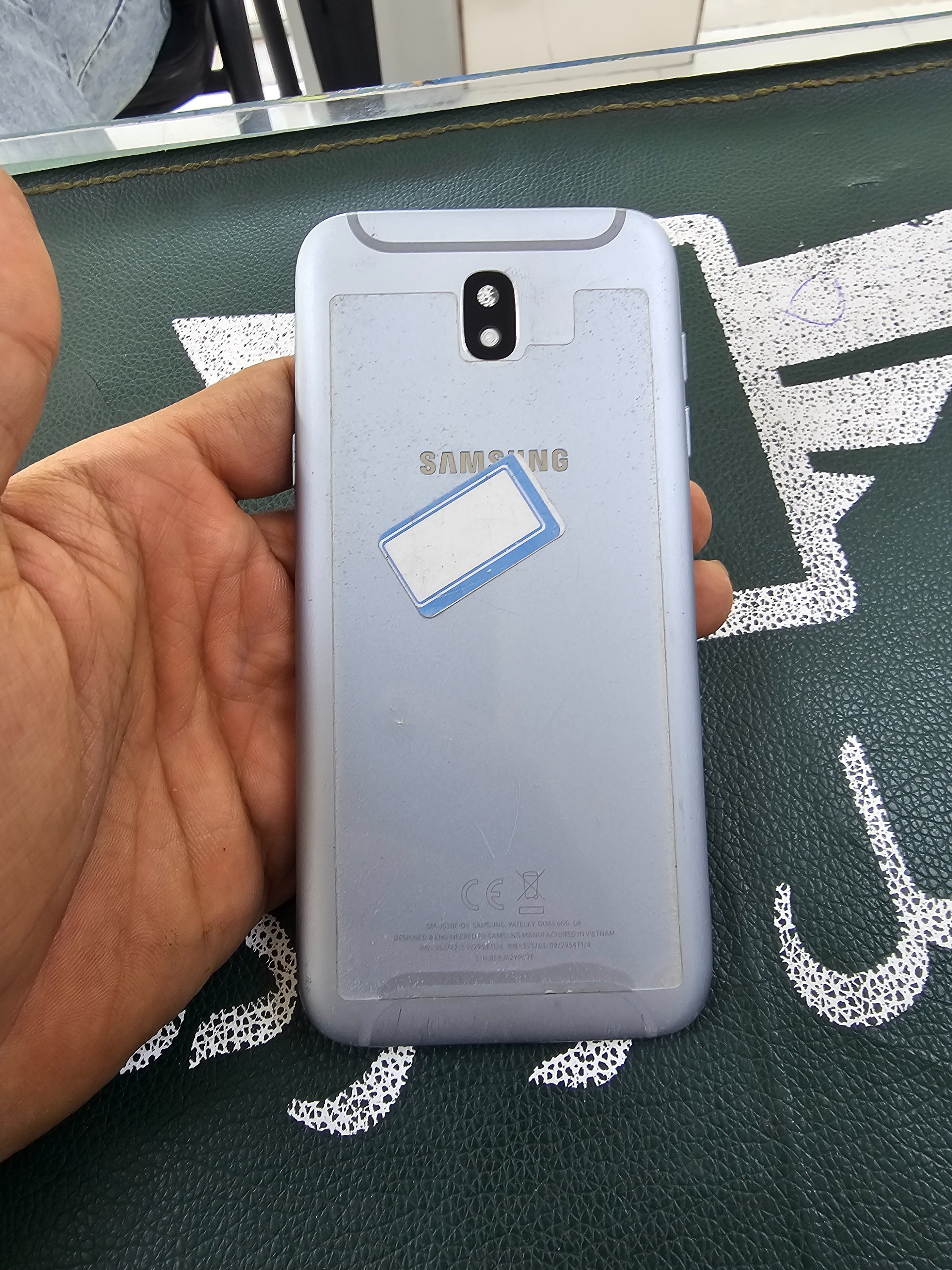 فرم دور j5 pro روکاری درحد نو