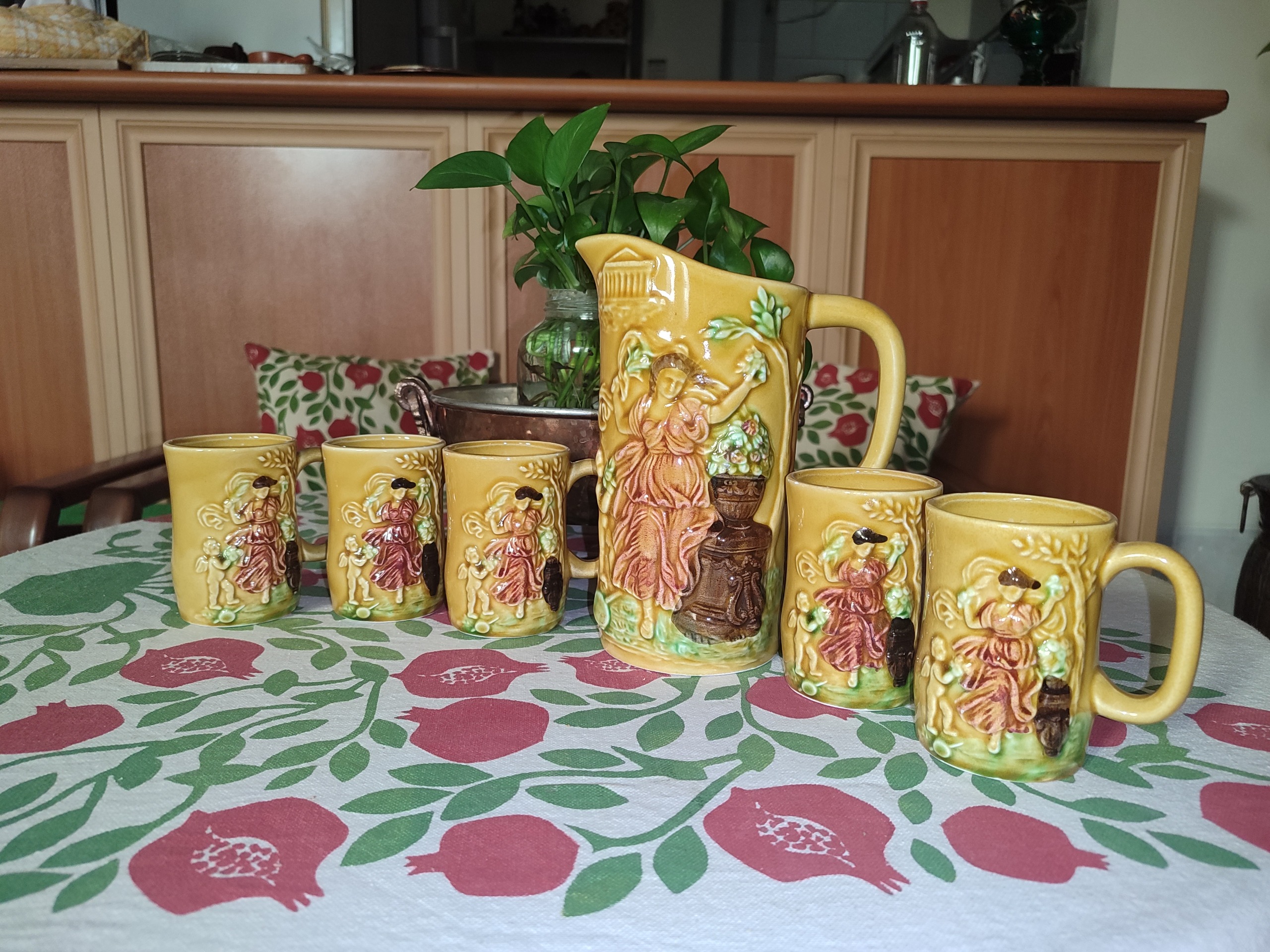 پارچ و لیوان