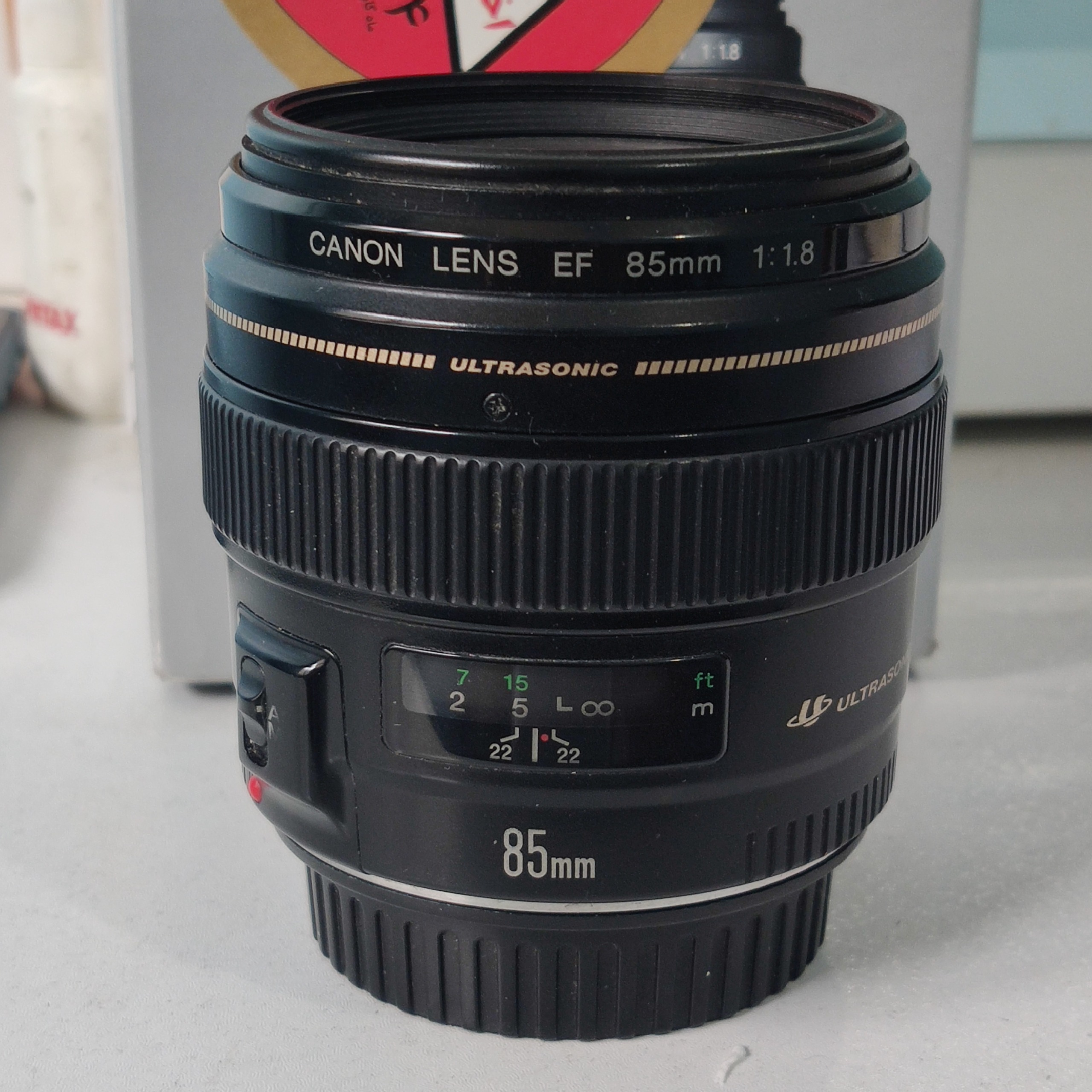 لنز کانن 85mm f/1.8 usm