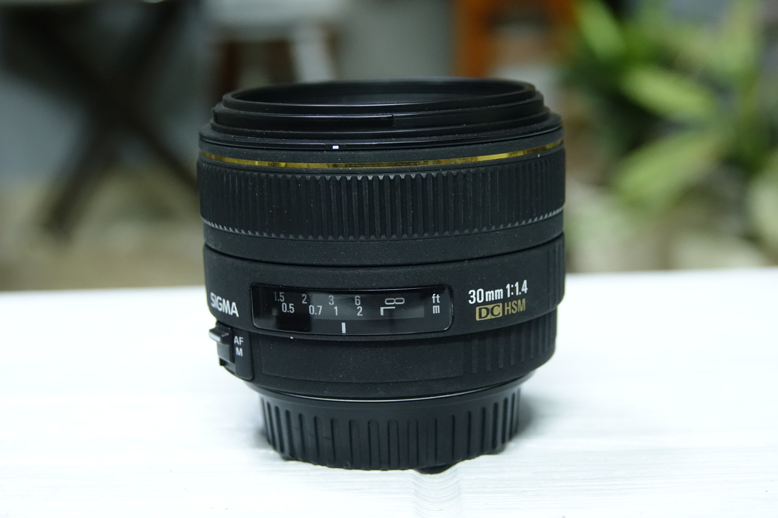 لنز سیگما 30mm f/1.4 مانت کانن مخصوص کراپ سنسور