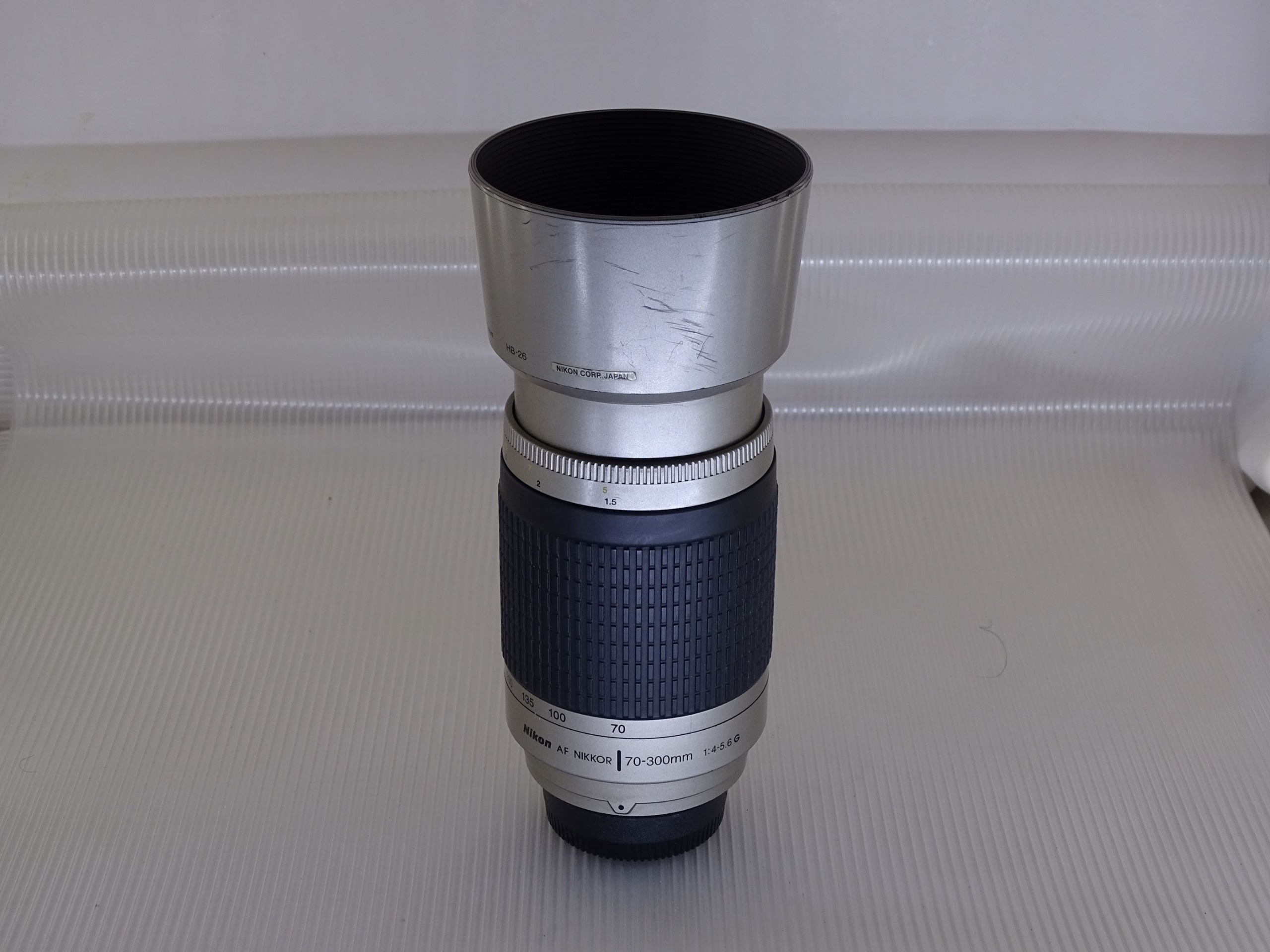 لنز نیکون 70-300
