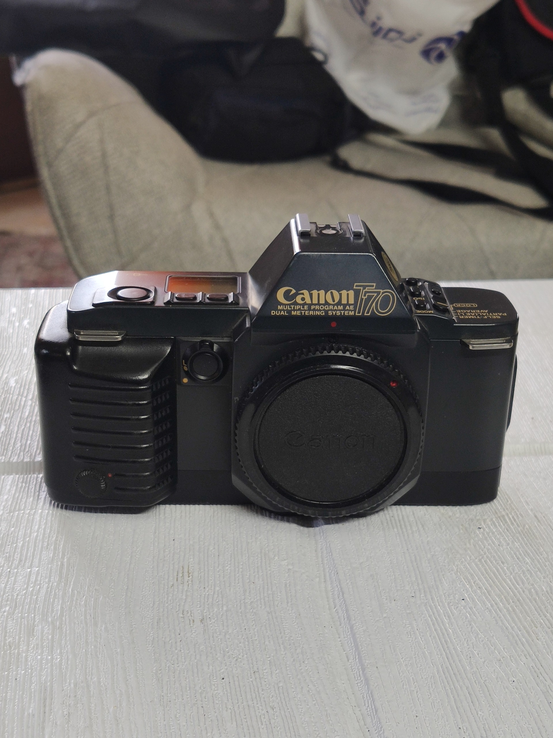 دوربین آنالوگ Canon T70