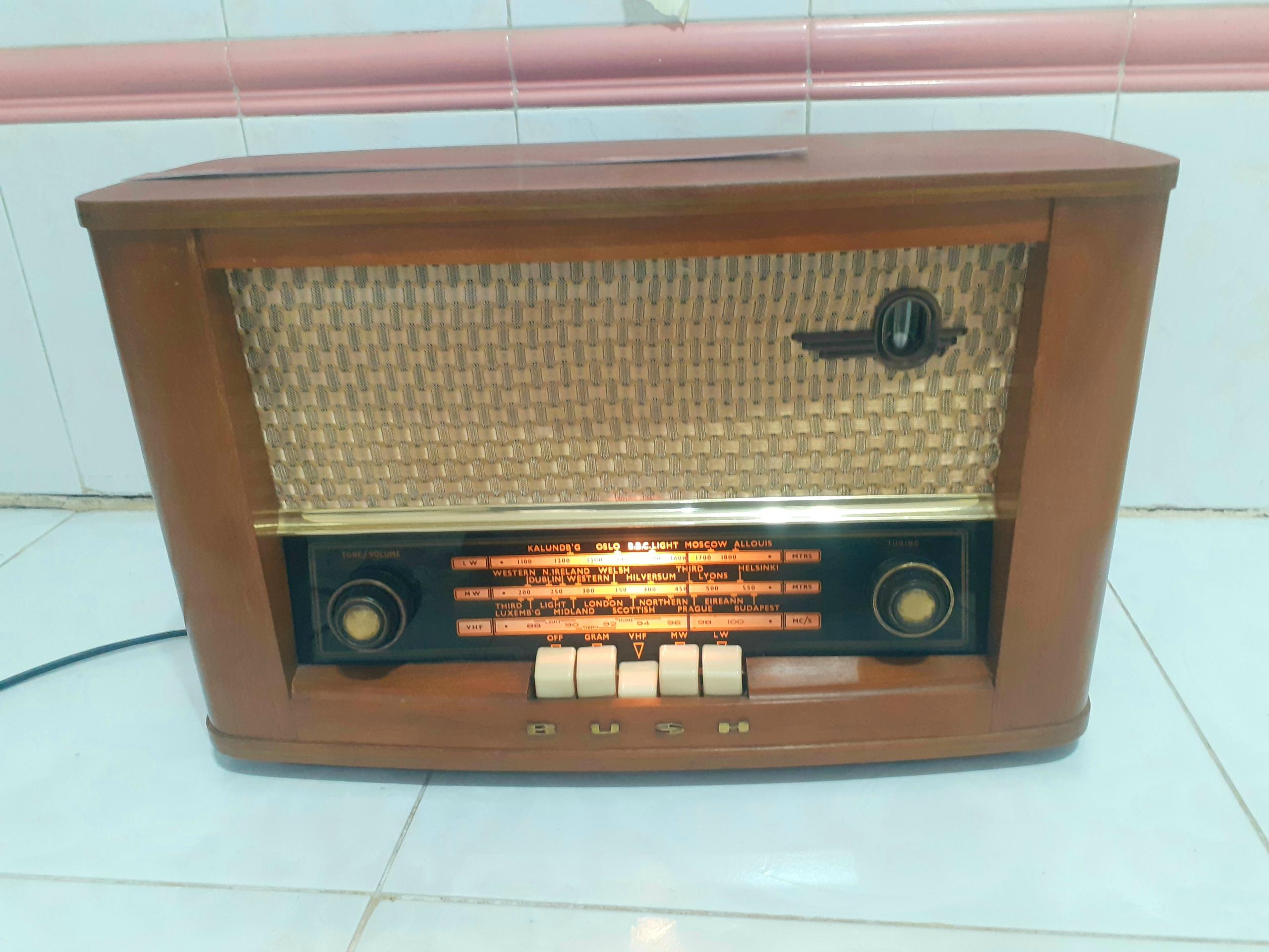 رادیو لامپی بوش FMدار