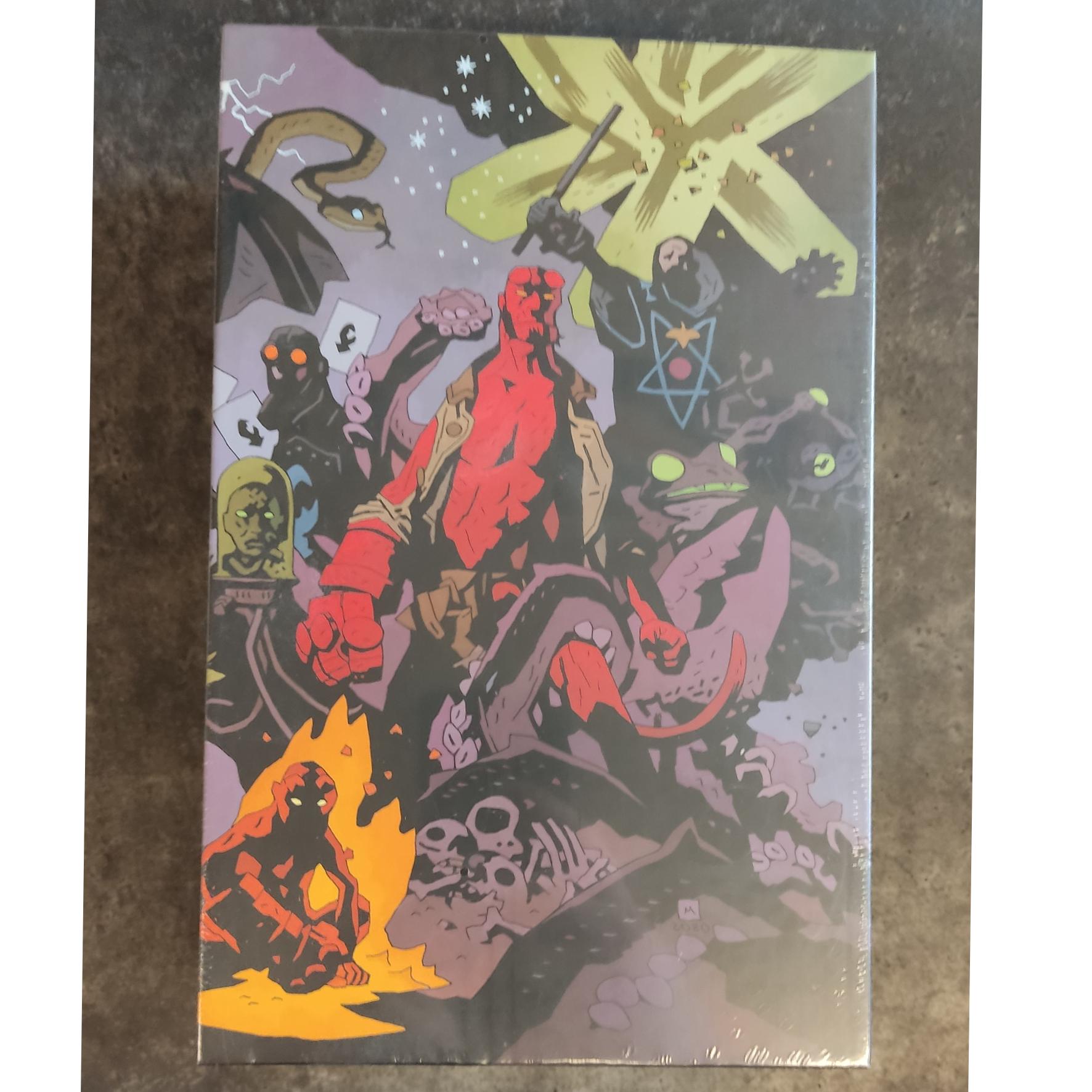 کامیک کامل هل بوی Hellboy